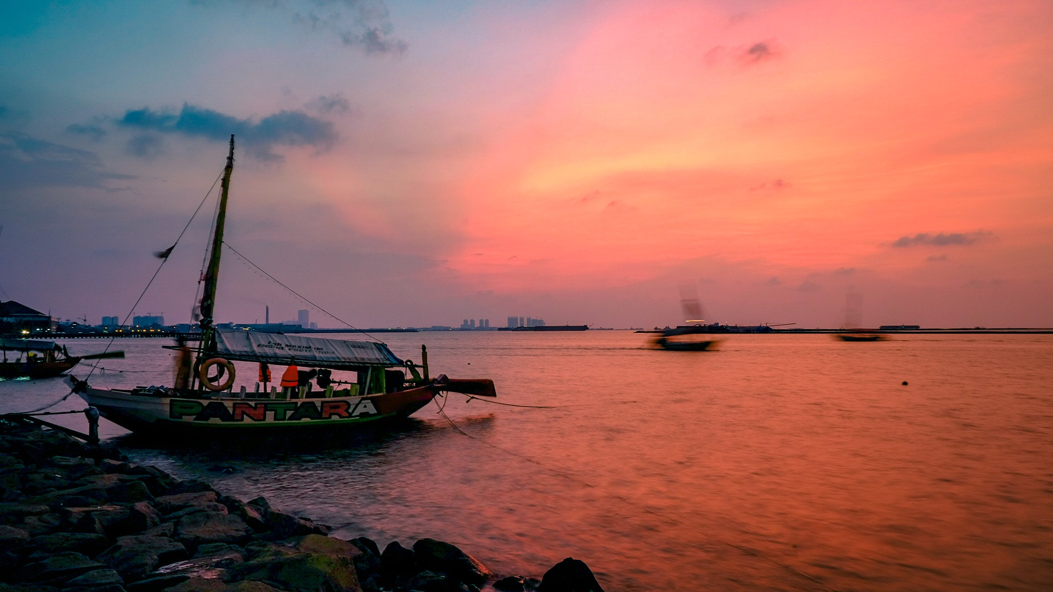 Fujifilm X-E2S + Fujifilm XF 18mm F2 R sample photo. Jakarta coast line photography