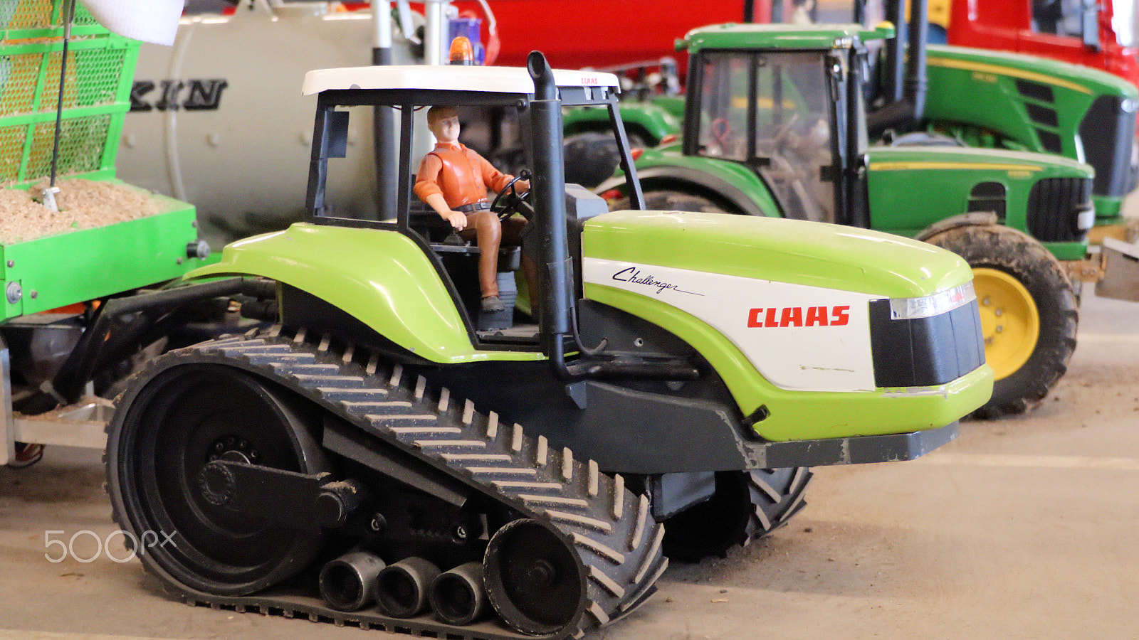 Canon XC10 sample photo. Claas challenger photography