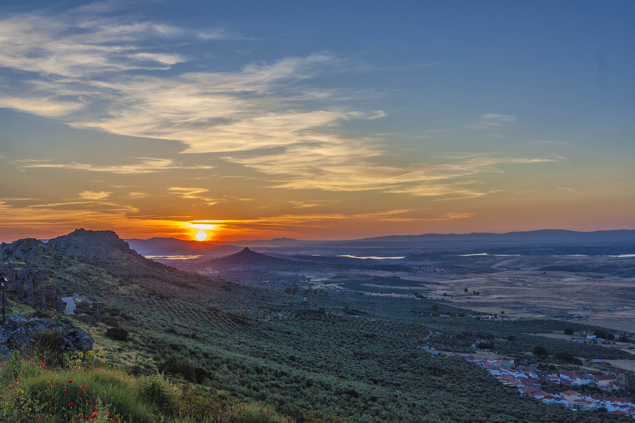 Canon EF-S 24mm F2.8 STM sample photo. Atardeceres photography