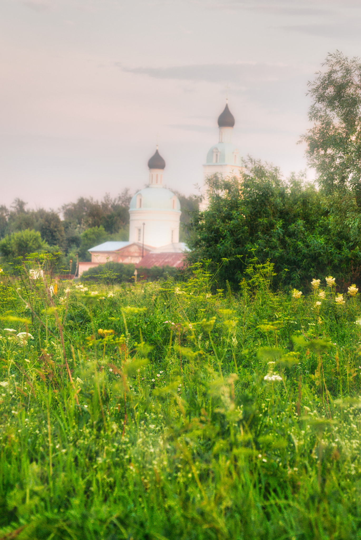 Sony a7R + Sony FE 70-200mm F4 G OSS sample photo. Old church photography