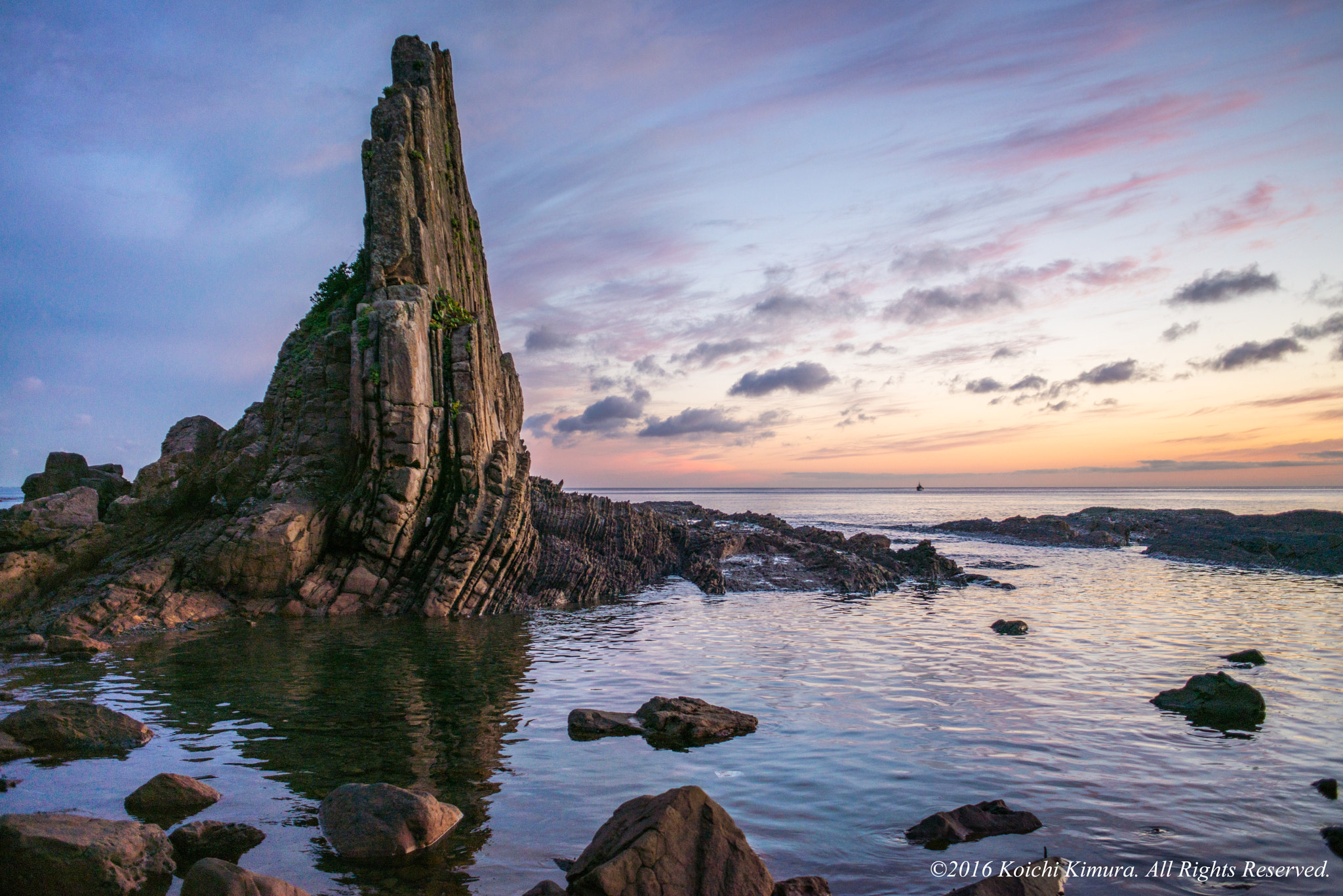 Nikon D800E + AF Nikkor 28mm f/2.8 sample photo. Raised rock photography