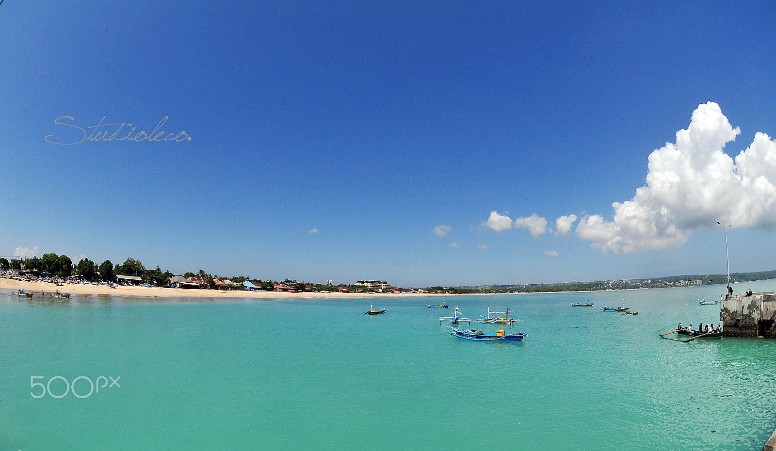Nikon AF DX Fisheye-Nikkor 10.5mm F2.8G ED sample photo. Sea blue photography