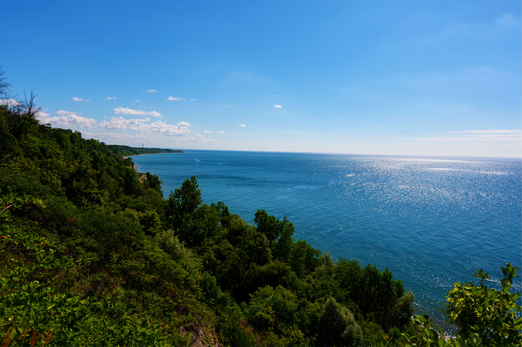 Tokina AT-X 11-20mm F2.8 PRO DX sample photo. View atop the bluffs- toronto photography