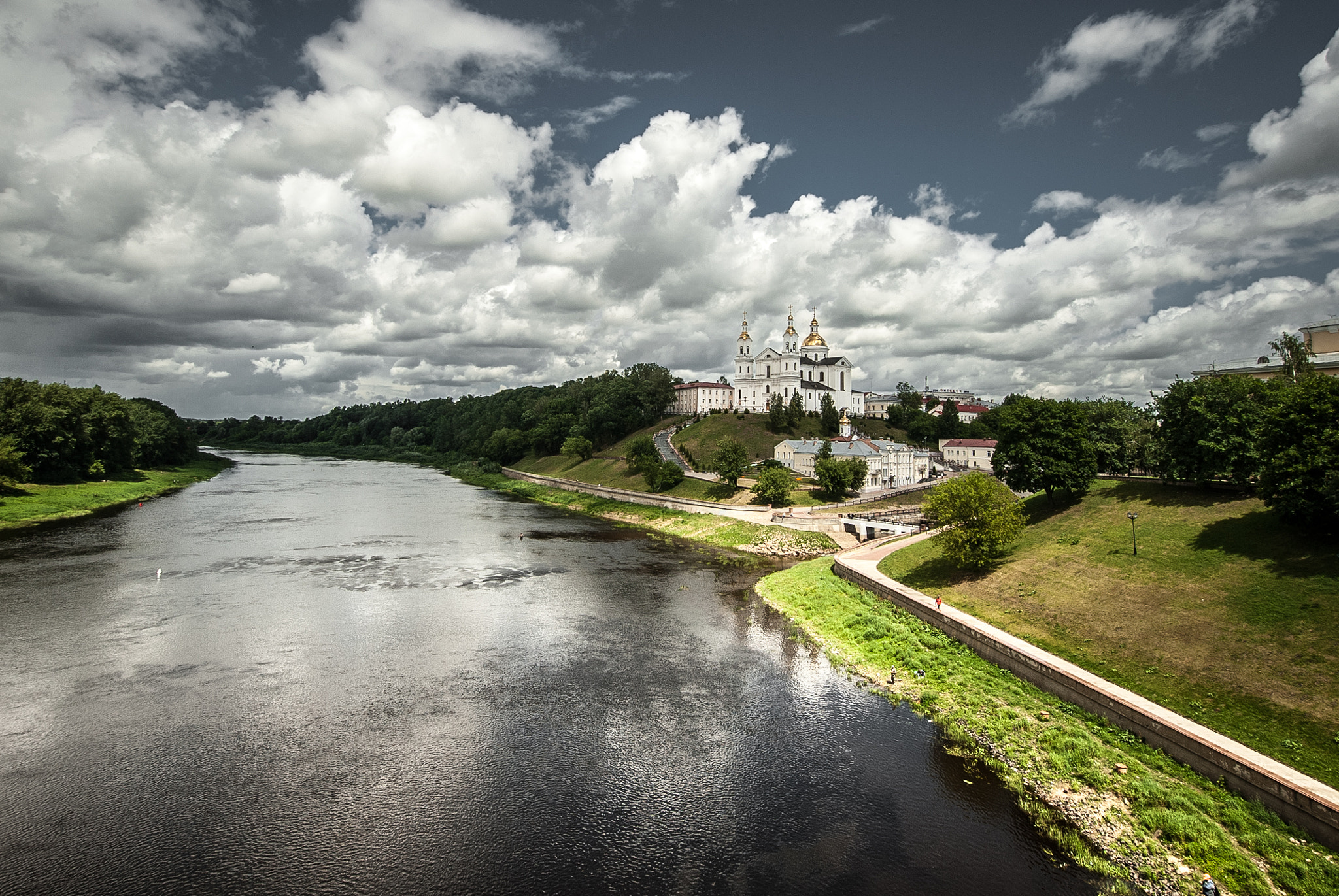 Samyang 14mm F2.8 ED AS IF UMC sample photo. Vitebsk 2014_5 photography