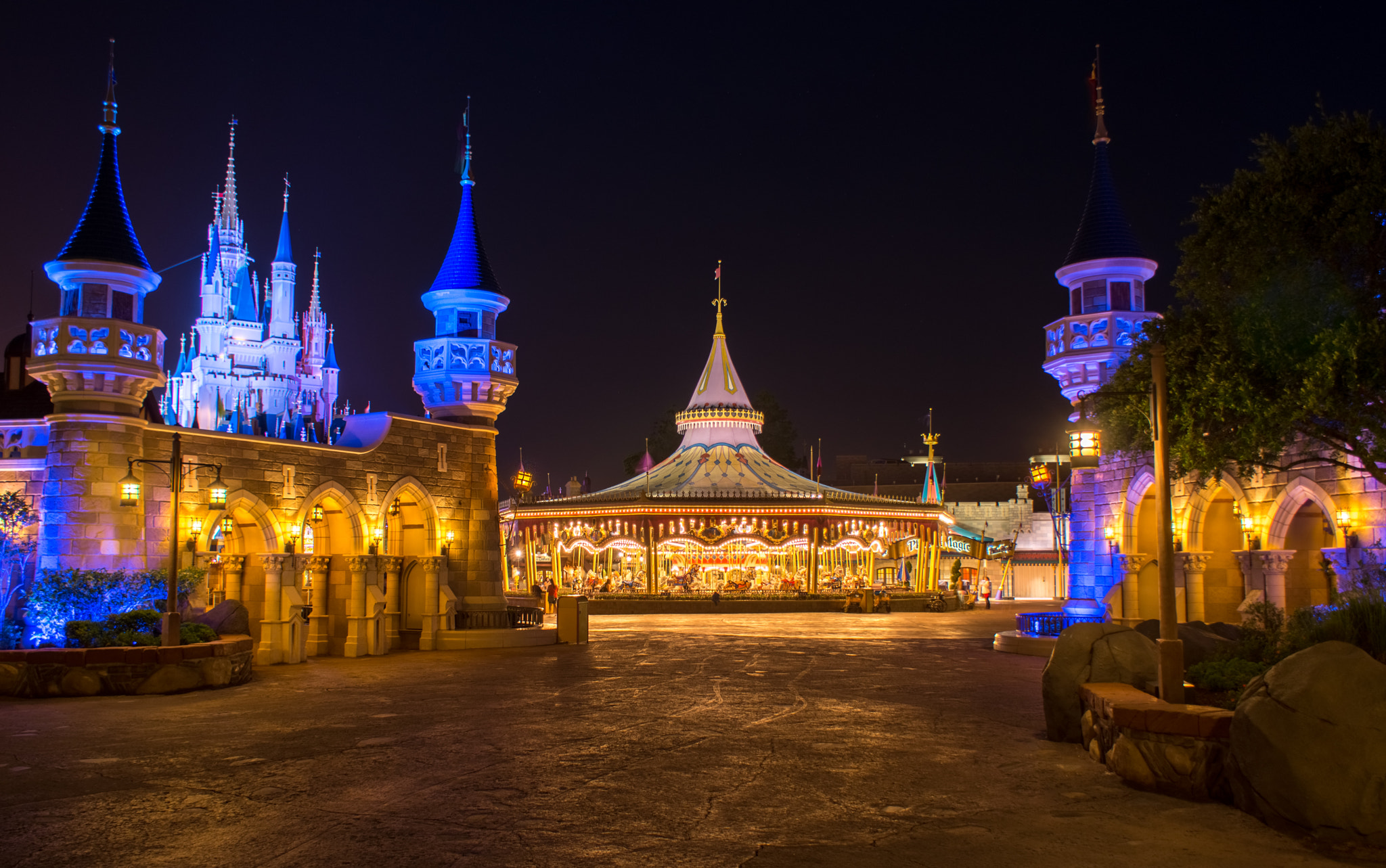 Sony DT 18-70mm F3.5-5.6 sample photo. An evening in fantasy photography