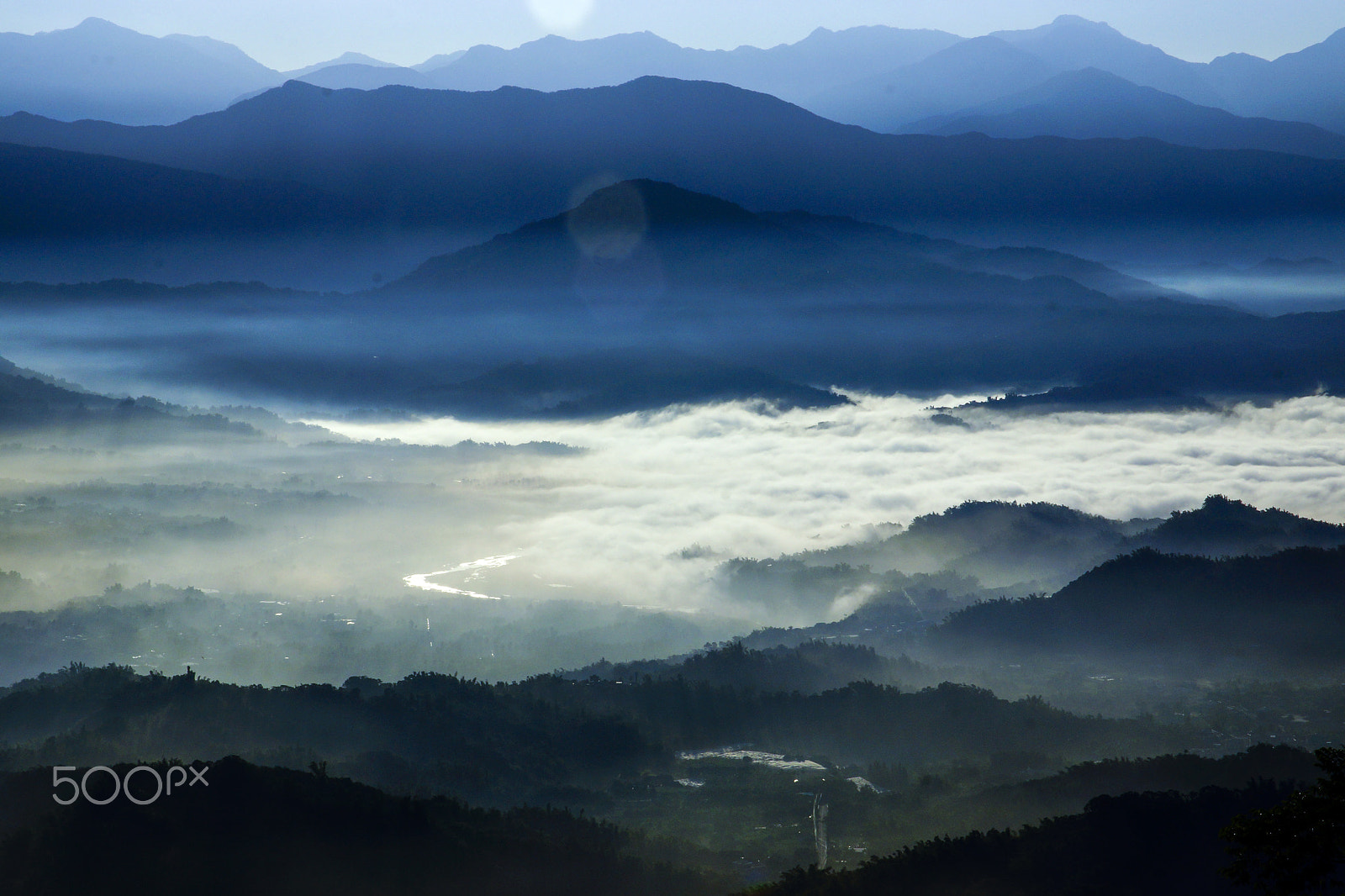 Sigma 17-70mm F2.8-4 DC Macro HSM sample photo. Good morning town photography