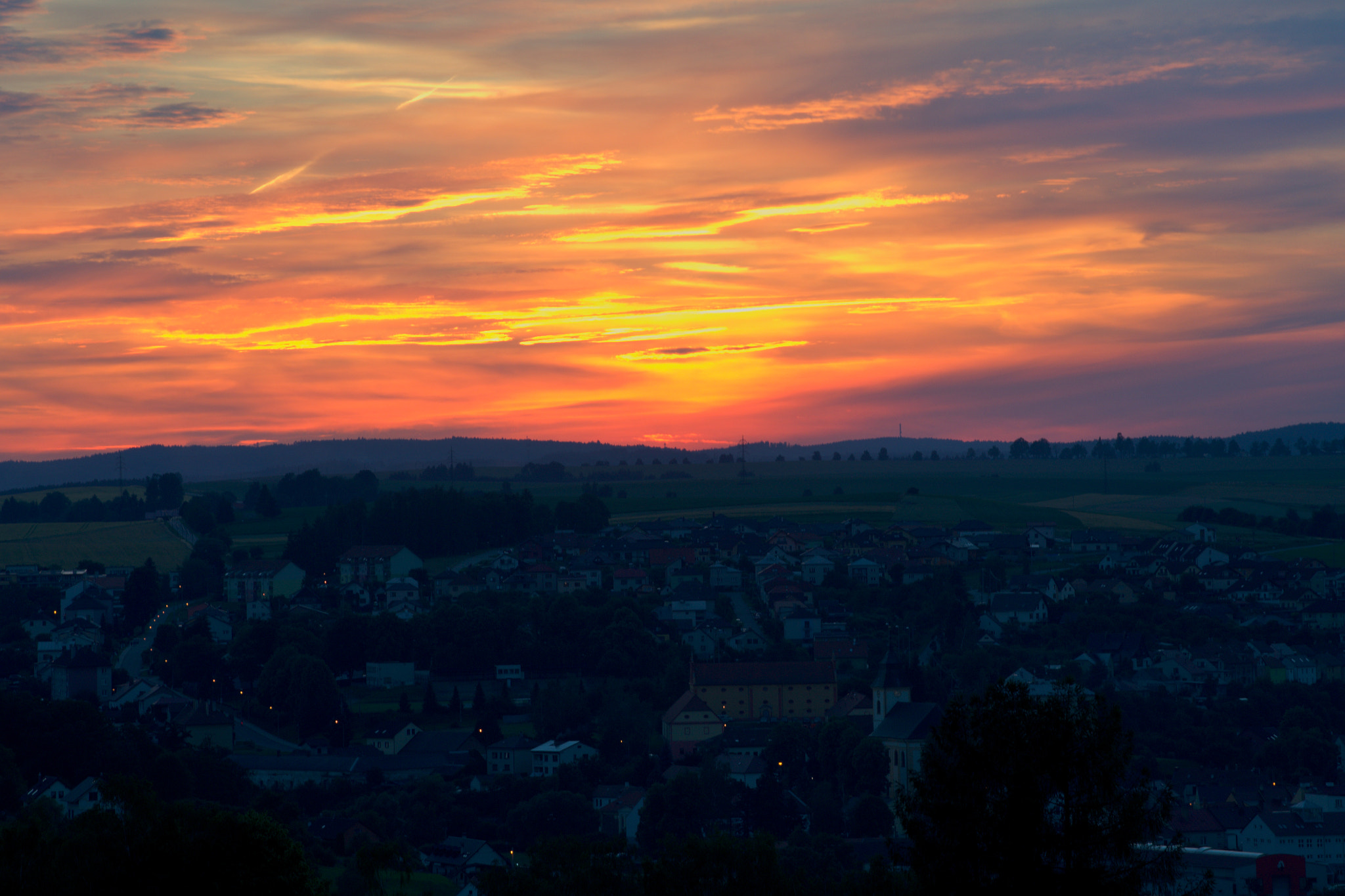 55.00 - 300.00 mm f/4.5 - 5.6 sample photo. Sunset  photography