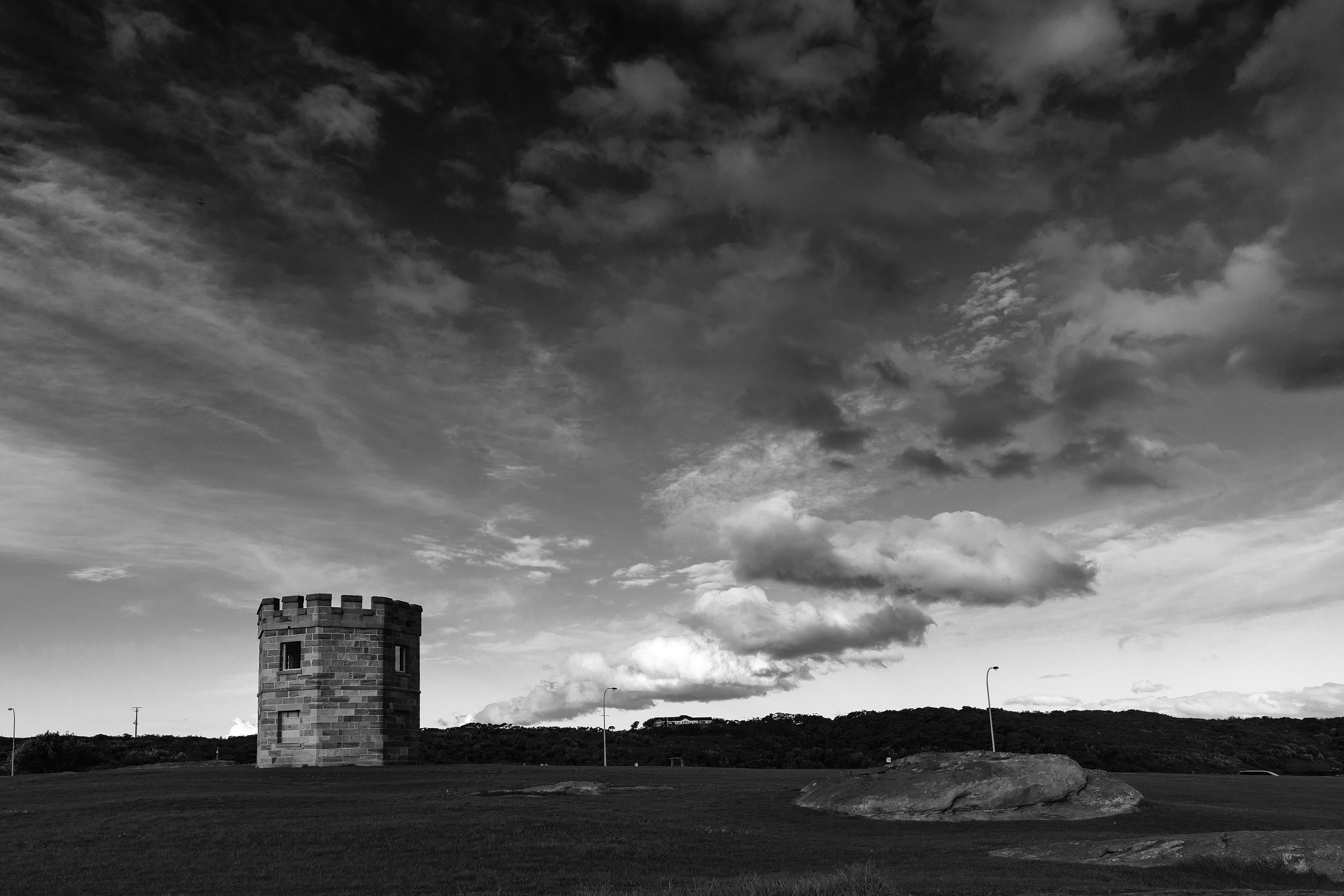 ZEISS Batis 25mm F2 sample photo. Macquarie watchtower photography