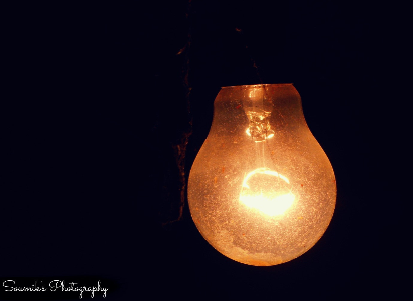 Nikon COOLPIX S2600 sample photo. Bulb photography