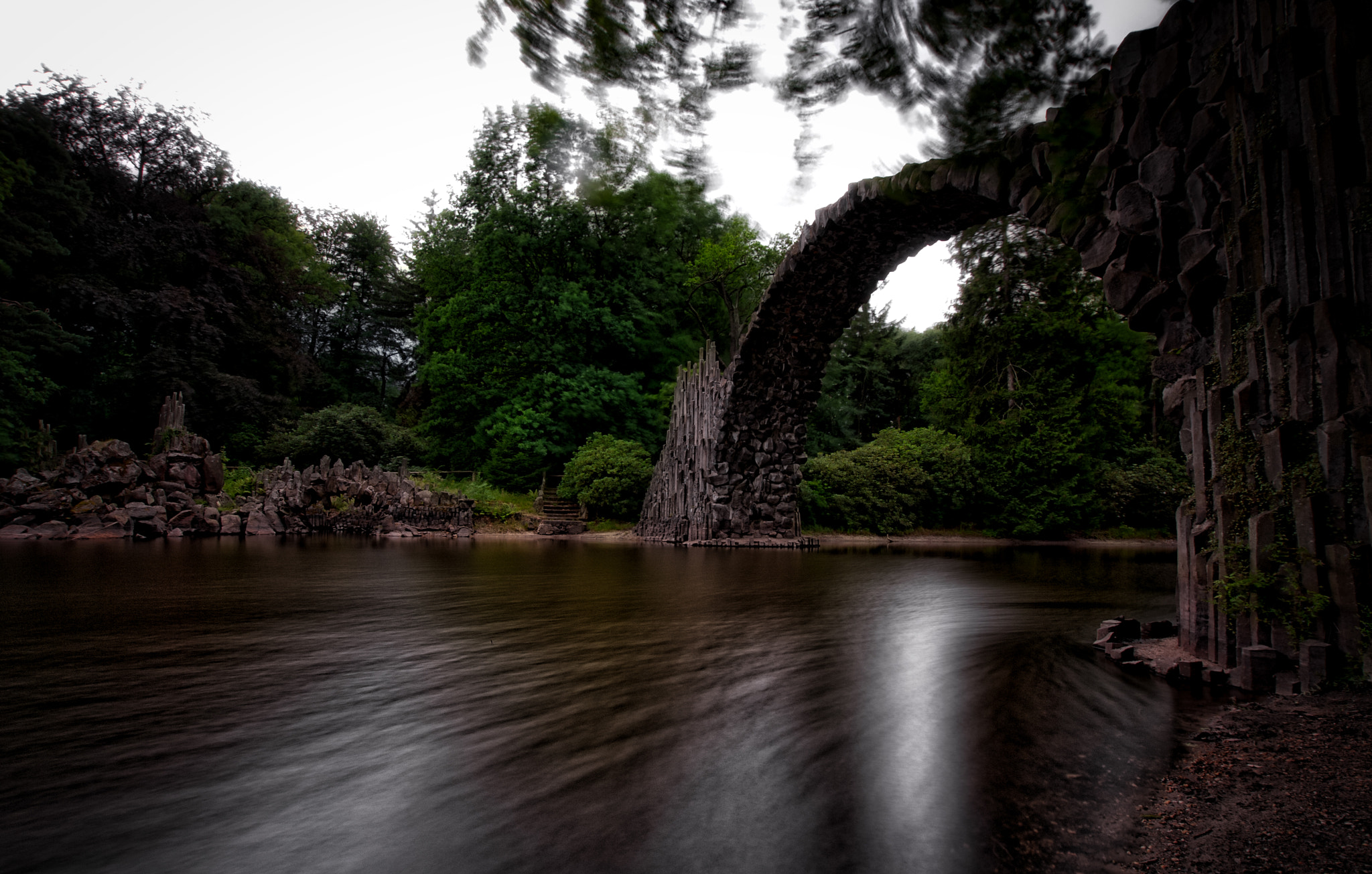 Nikon D200 + Sigma 10-20mm F3.5 EX DC HSM sample photo. Circle photography