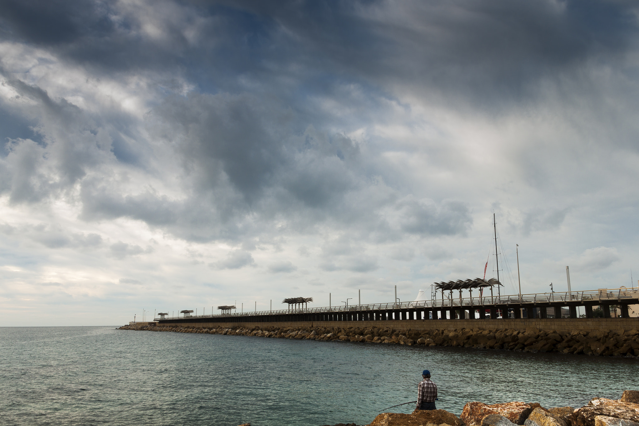 Canon EOS 500D (EOS Rebel T1i / EOS Kiss X3) sample photo. Cloudy day photography