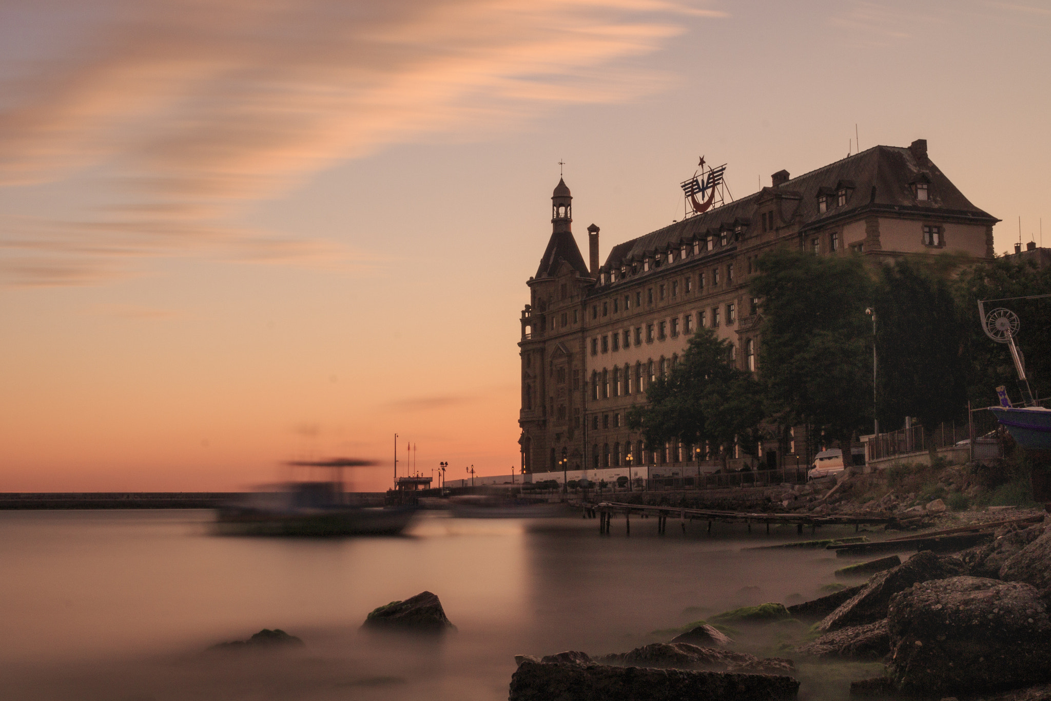 Sigma 17-70mm F2.8-4 DC Macro OS HSM sample photo. Sunset at haydarpasa train station photography