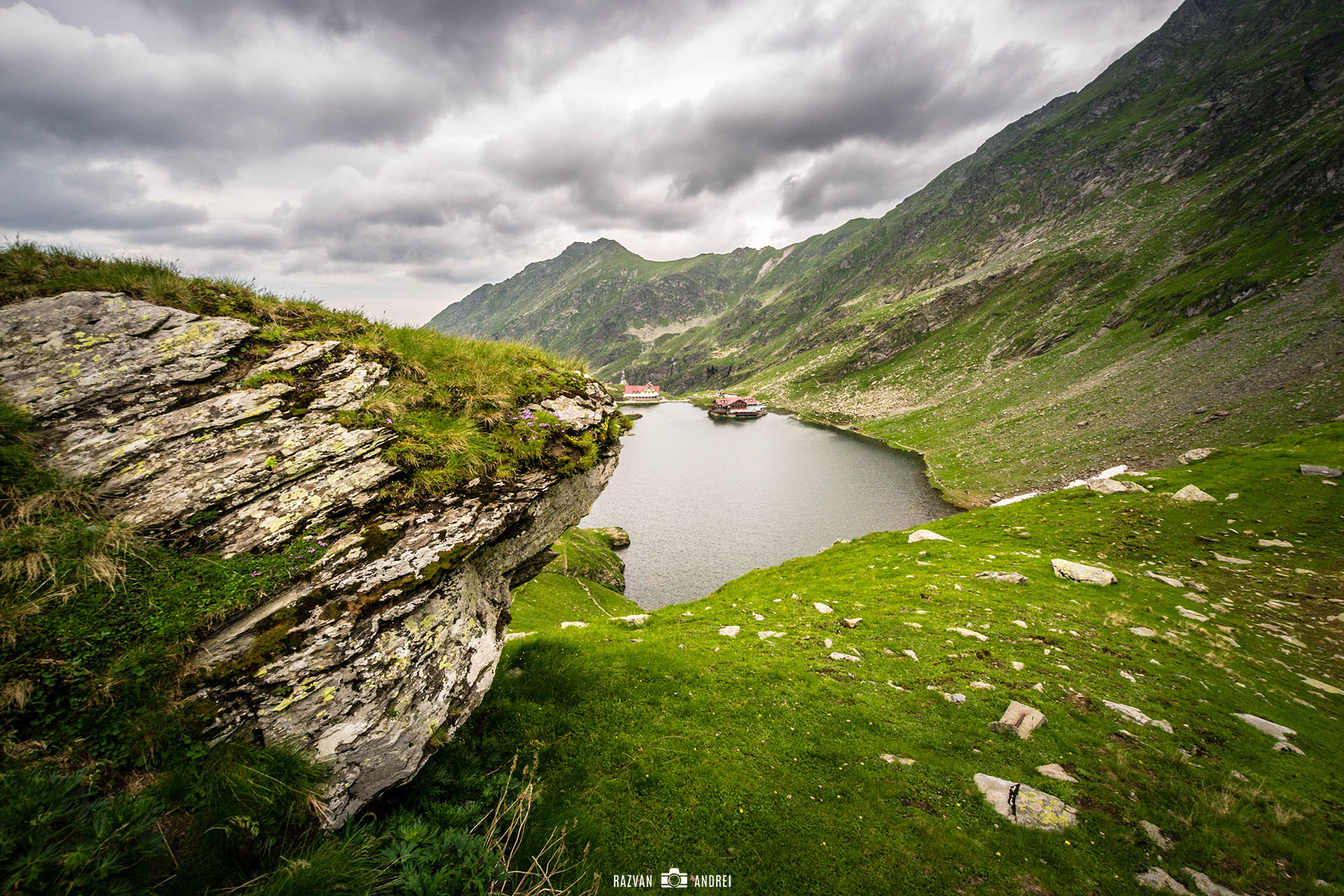 Nikon D3100 + Sigma 10-20mm F3.5 EX DC HSM sample photo. Balea lake photography