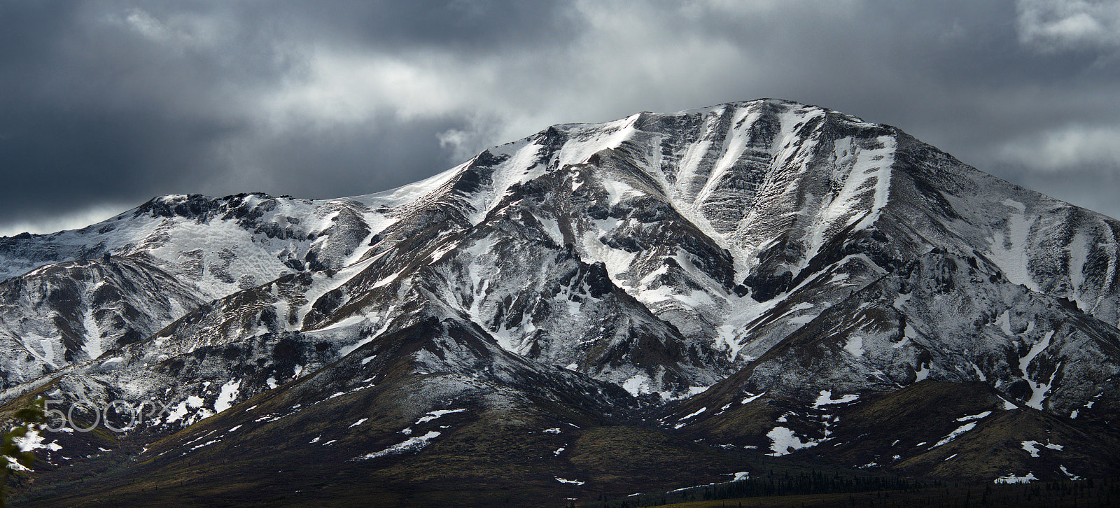 Nikon D7000 + AF Nikkor 70-210mm f/4-5.6D sample photo. Alaska range photography