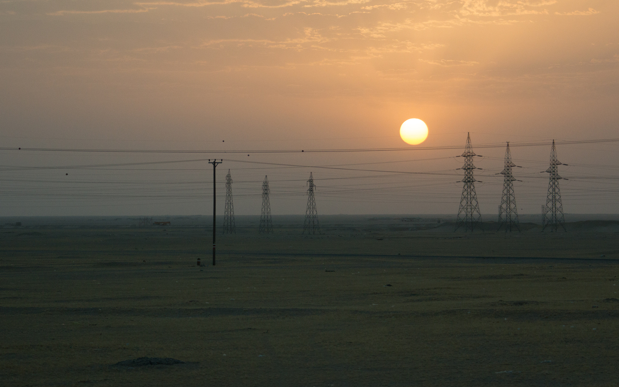 Canon EF 28-300mm F3.5-5.6L IS USM sample photo. Desertsunset photography