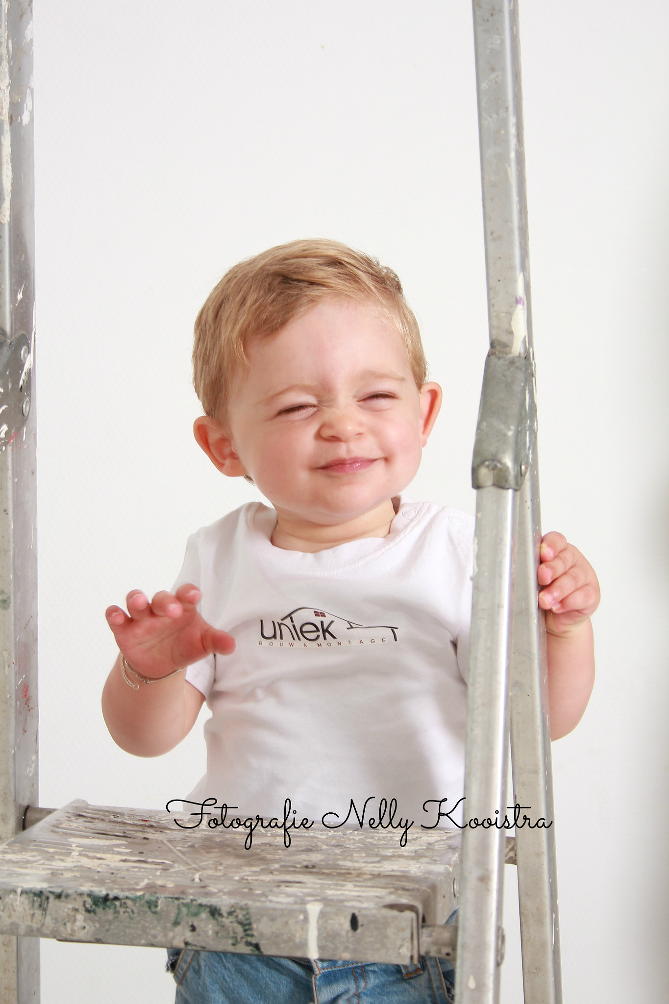 Canon EF-S 18-55mm F3.5-5.6 II sample photo. Little boy 1,5 year old photography