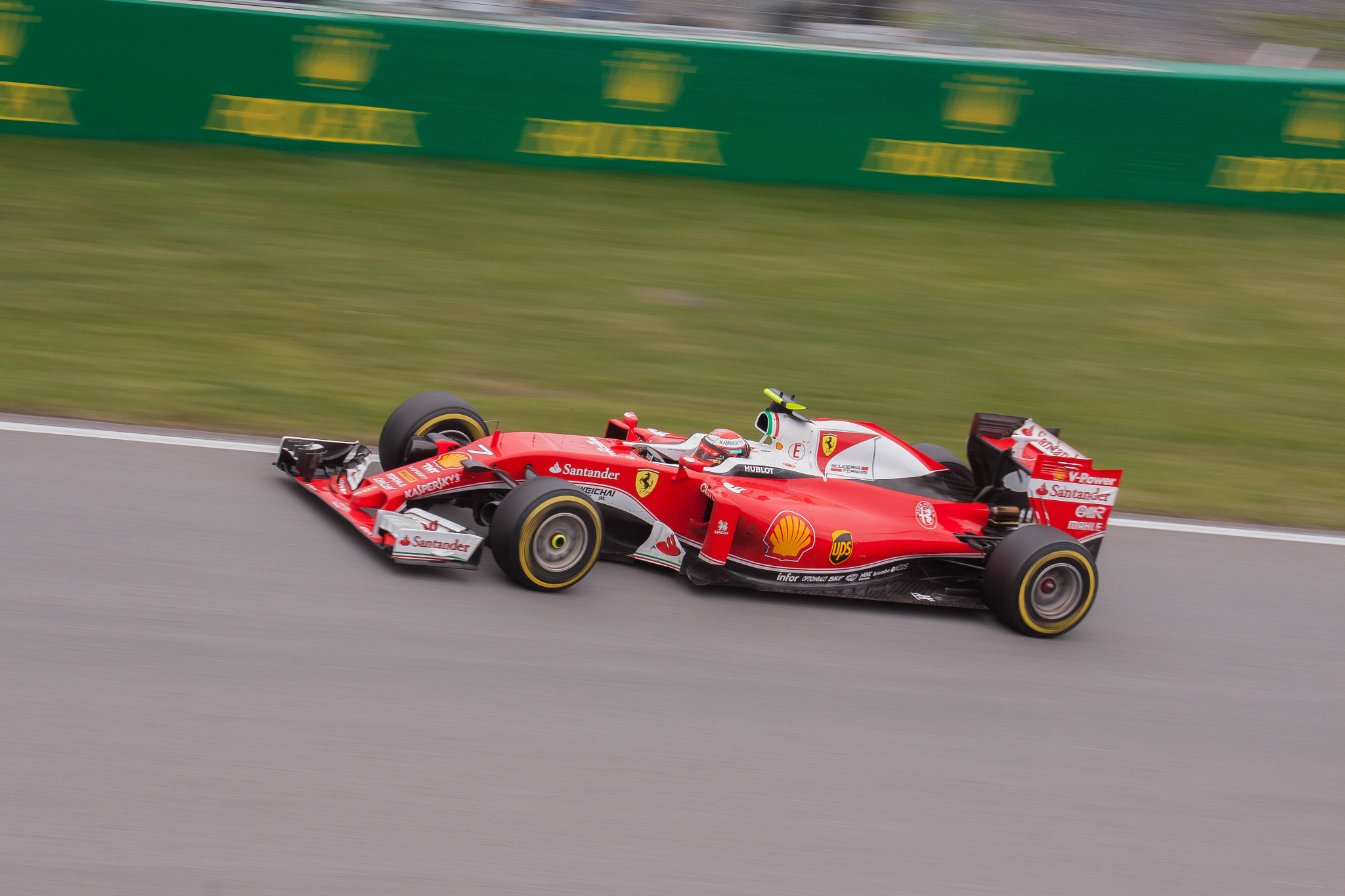 Canon EF 100-400mm F4.5-5.6L IS USM sample photo. Kimi on the straight photography