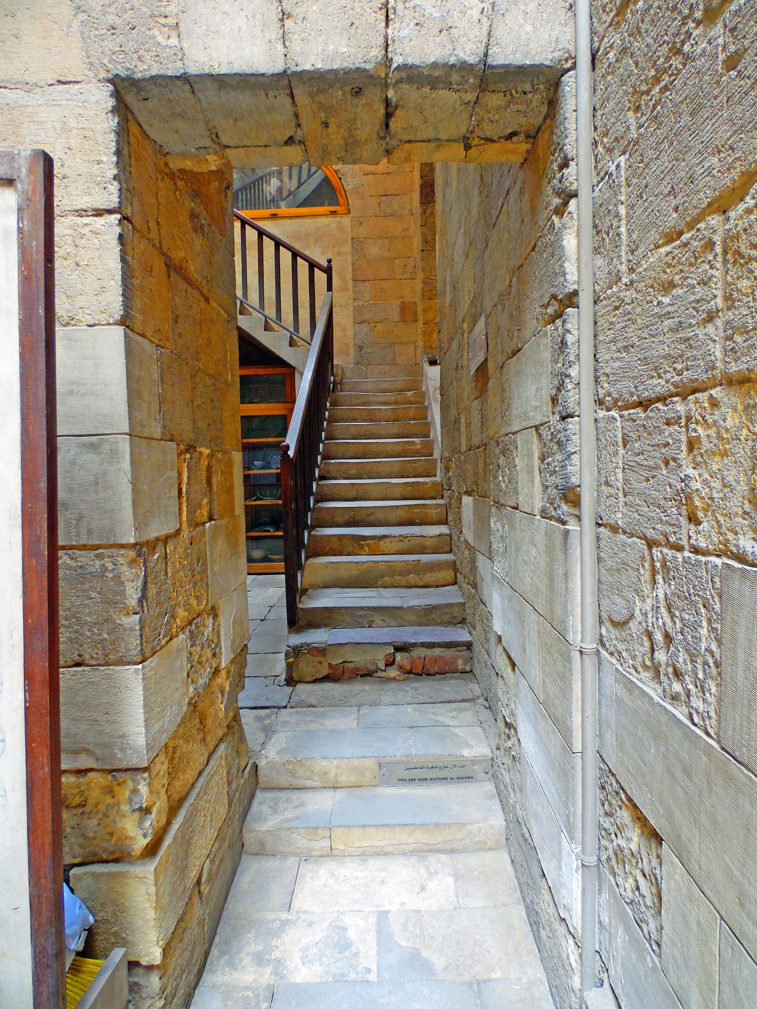 Samsung WB2200F sample photo. Stairs. photography