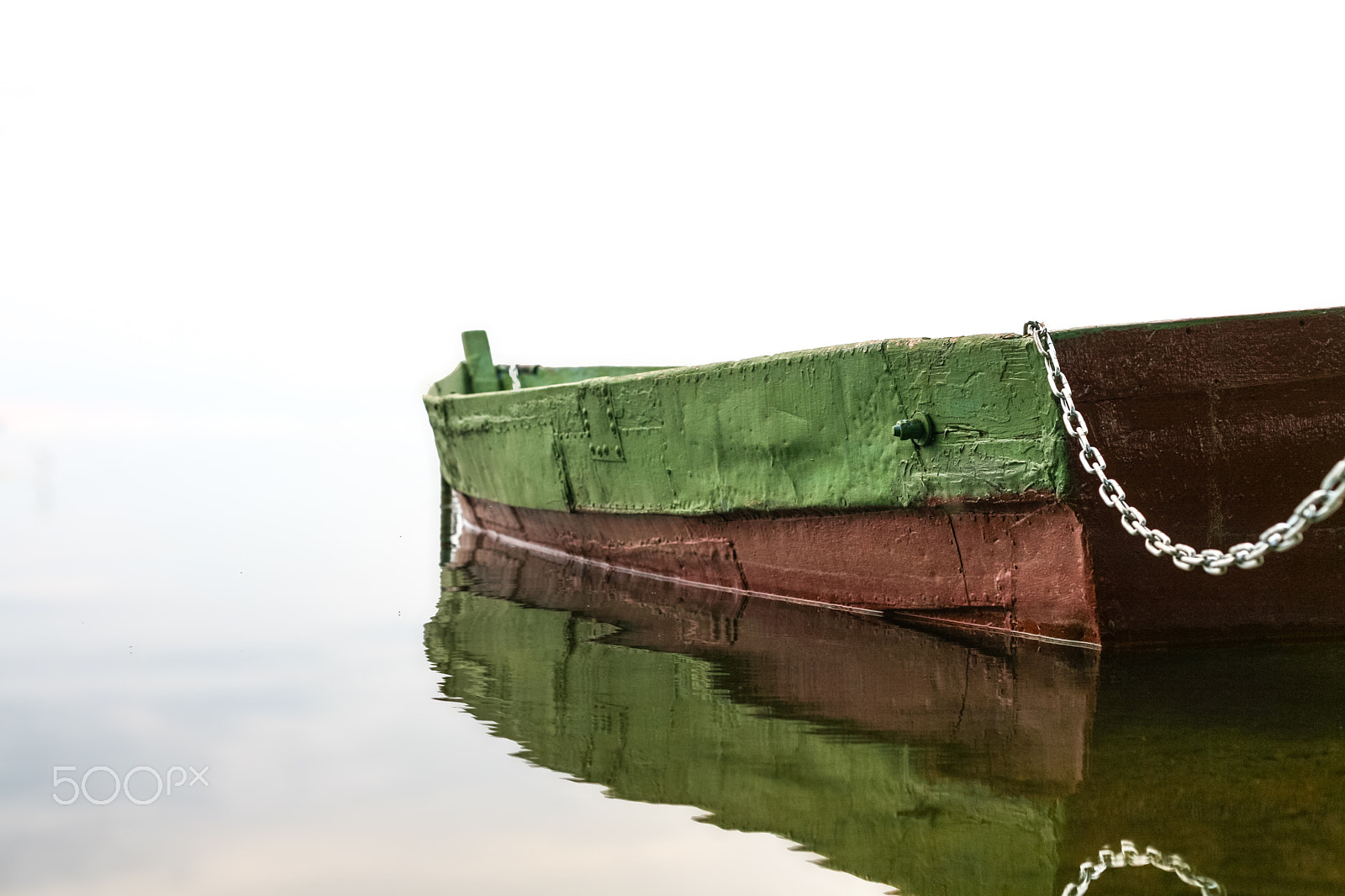 Canon EOS 5D + Canon EF 50mm F1.8 II sample photo. Old wooden boat in fog photography