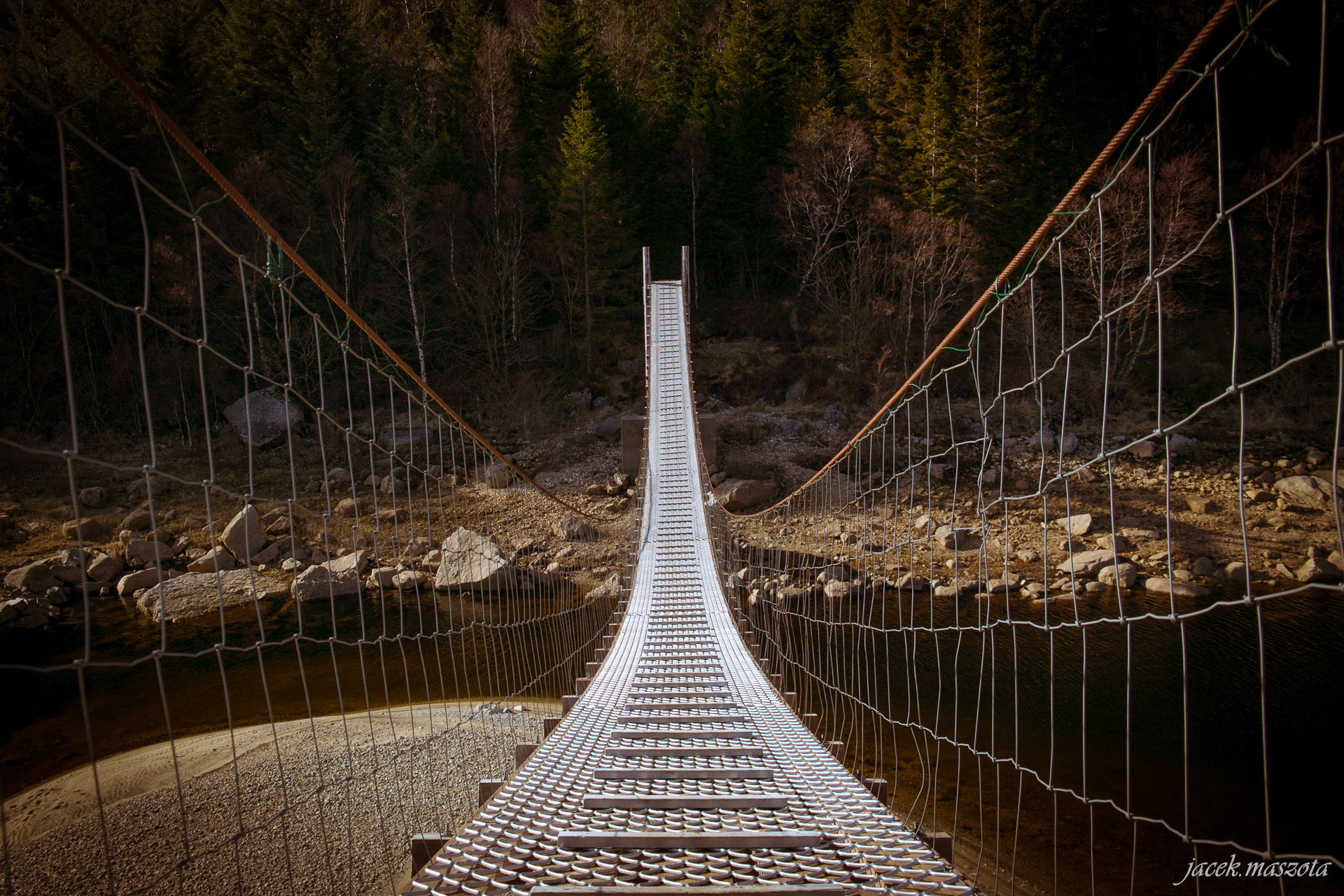 Samsung NX300M + Samsung NX 18-55mm F3.5-5.6 OIS sample photo. Storlibu brige photography