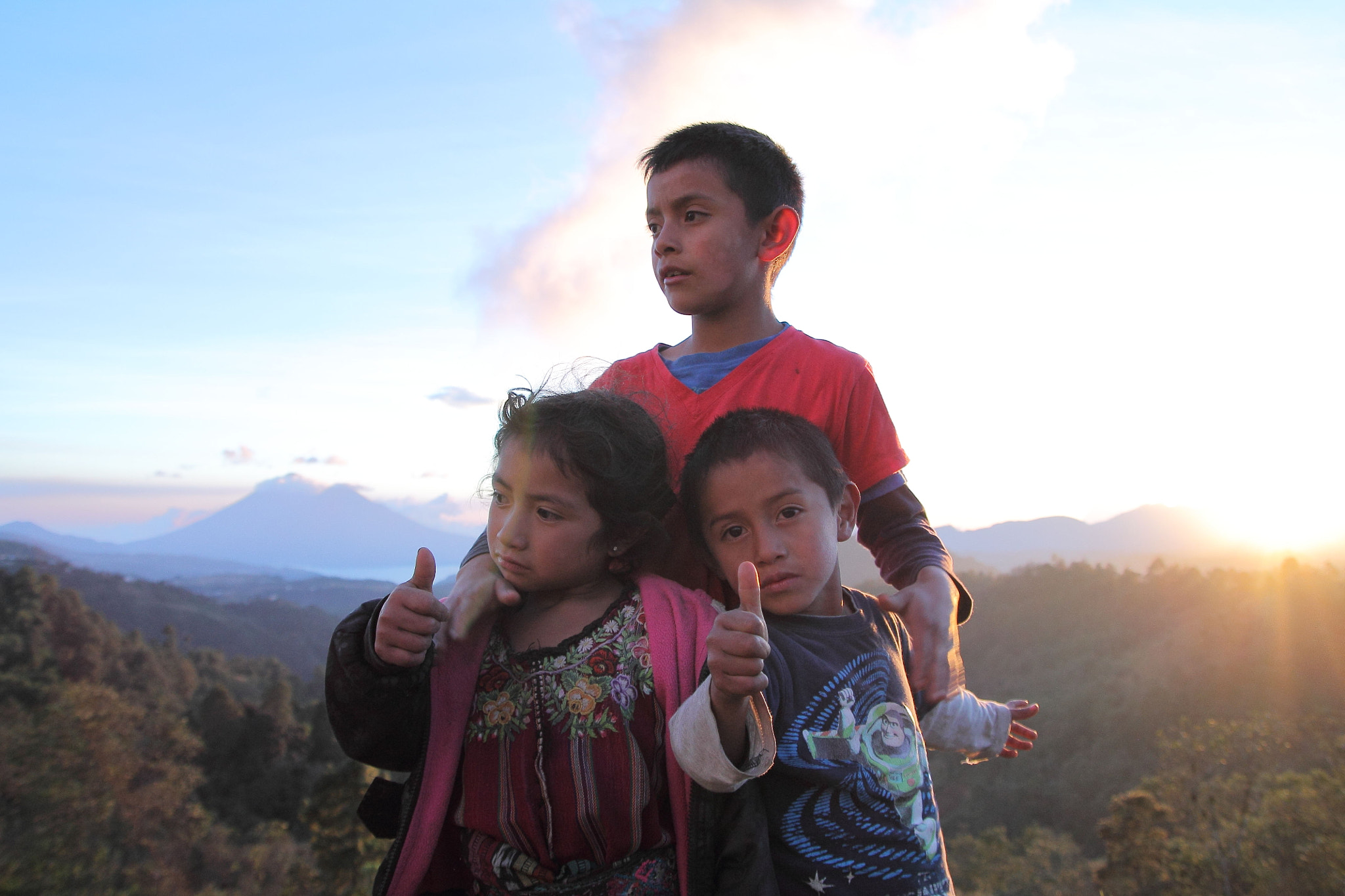 Tamron SP AF 17-50mm F2.8 XR Di II LD Aspherical (IF) sample photo. In the top of guatemala mountains. photography