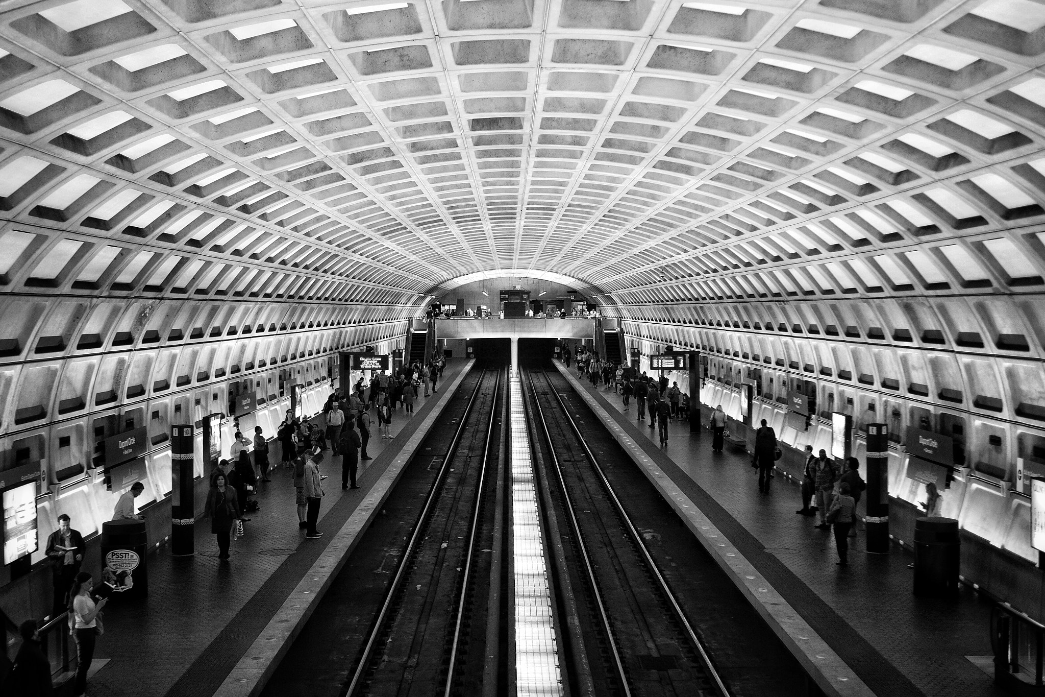 Olympus PEN-F + Panasonic Leica DG Summilux 25mm F1.4 II ASPH sample photo. Dupont circle subway photography