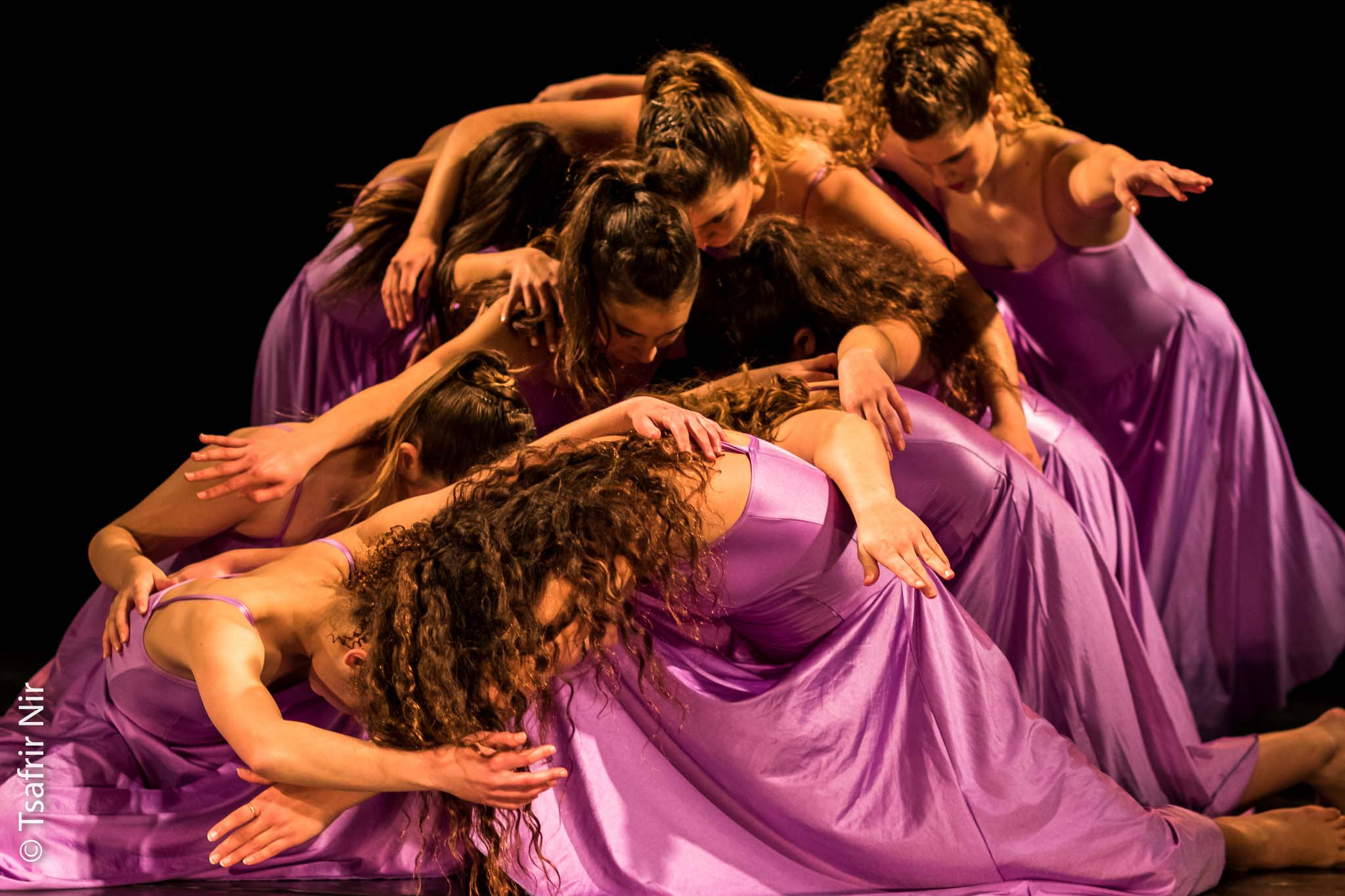 Canon EF 85mm F1.2L II USM sample photo. Dance photography