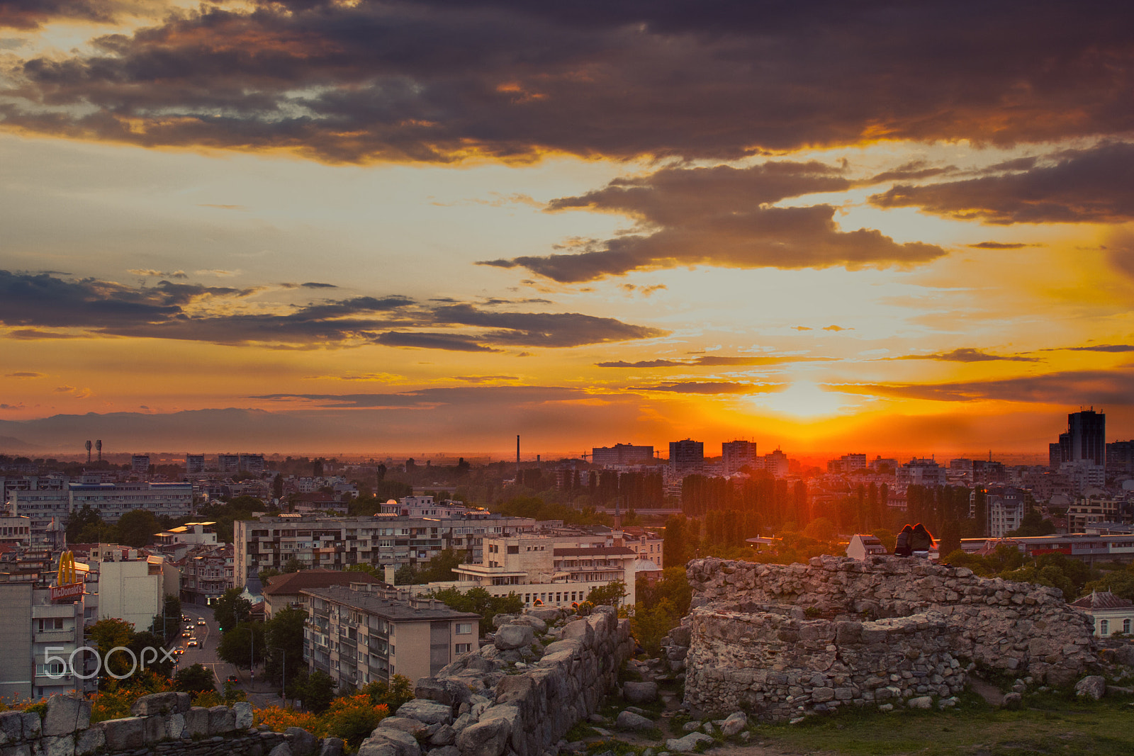 Sigma 17-70mm F2.8-4 DC Macro OS HSM sample photo. Sunset in plovdiv photography