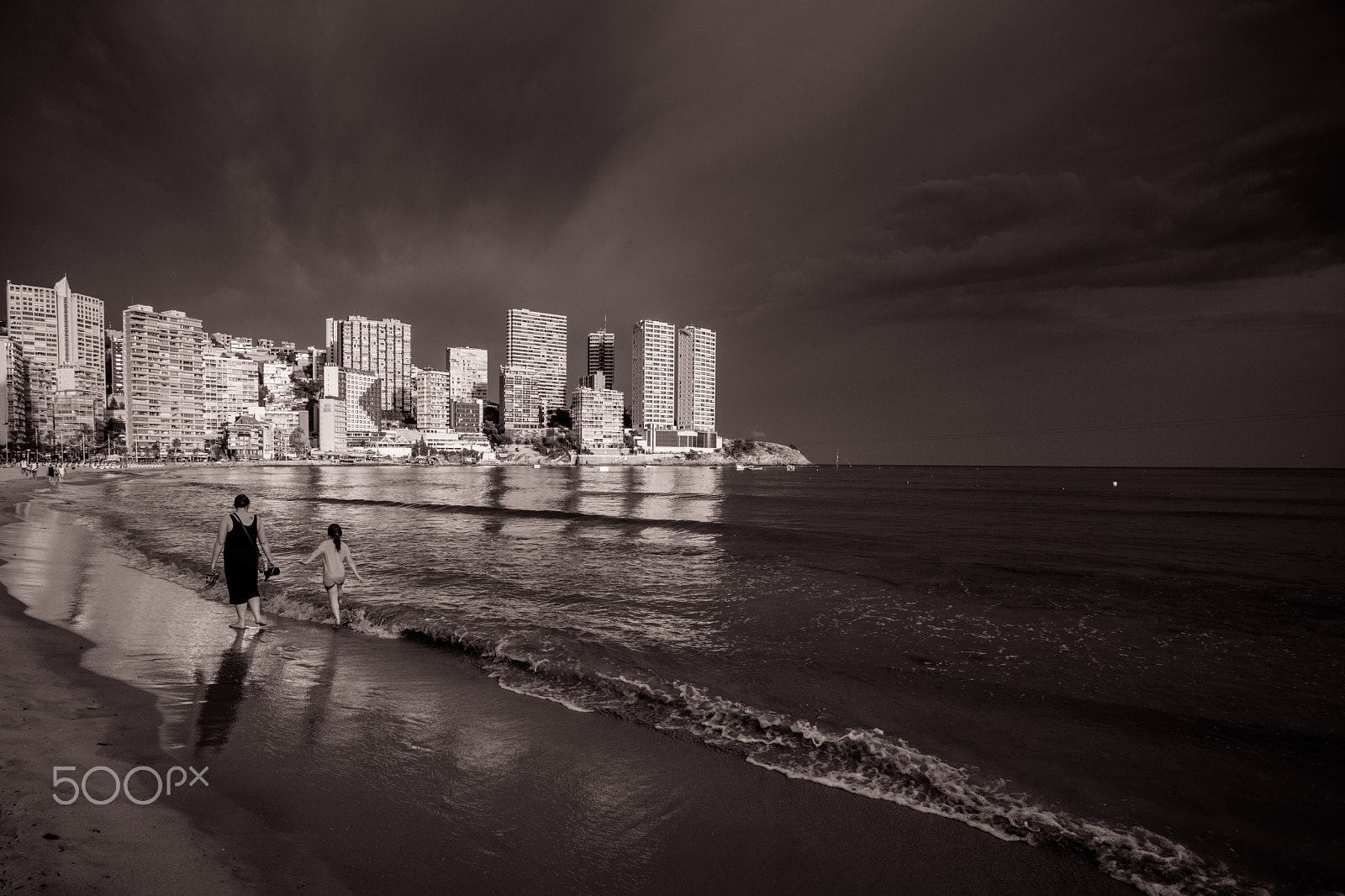 Canon EOS 5DS + Canon EF 17-40mm F4L USM sample photo. Reflections with mother photography