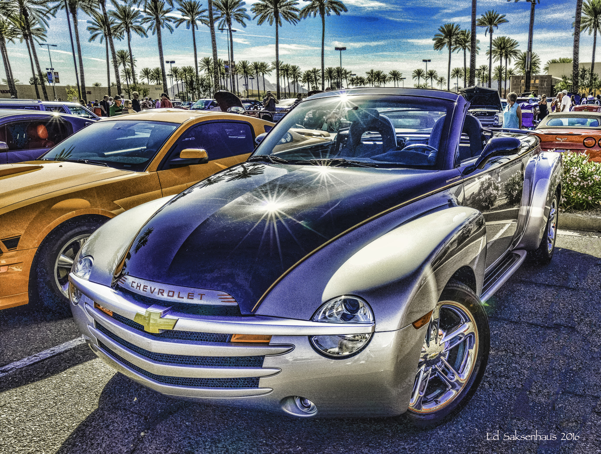 AF Zoom-Nikkor 24-120mm f/3.5-5.6D IF sample photo. Black and silver chevrolet photography