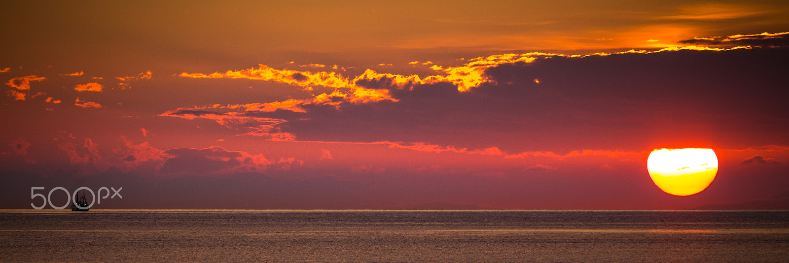 Sigma 150-600mm F5-6.3 DG OS HSM | C sample photo. Sailing into sunset photography