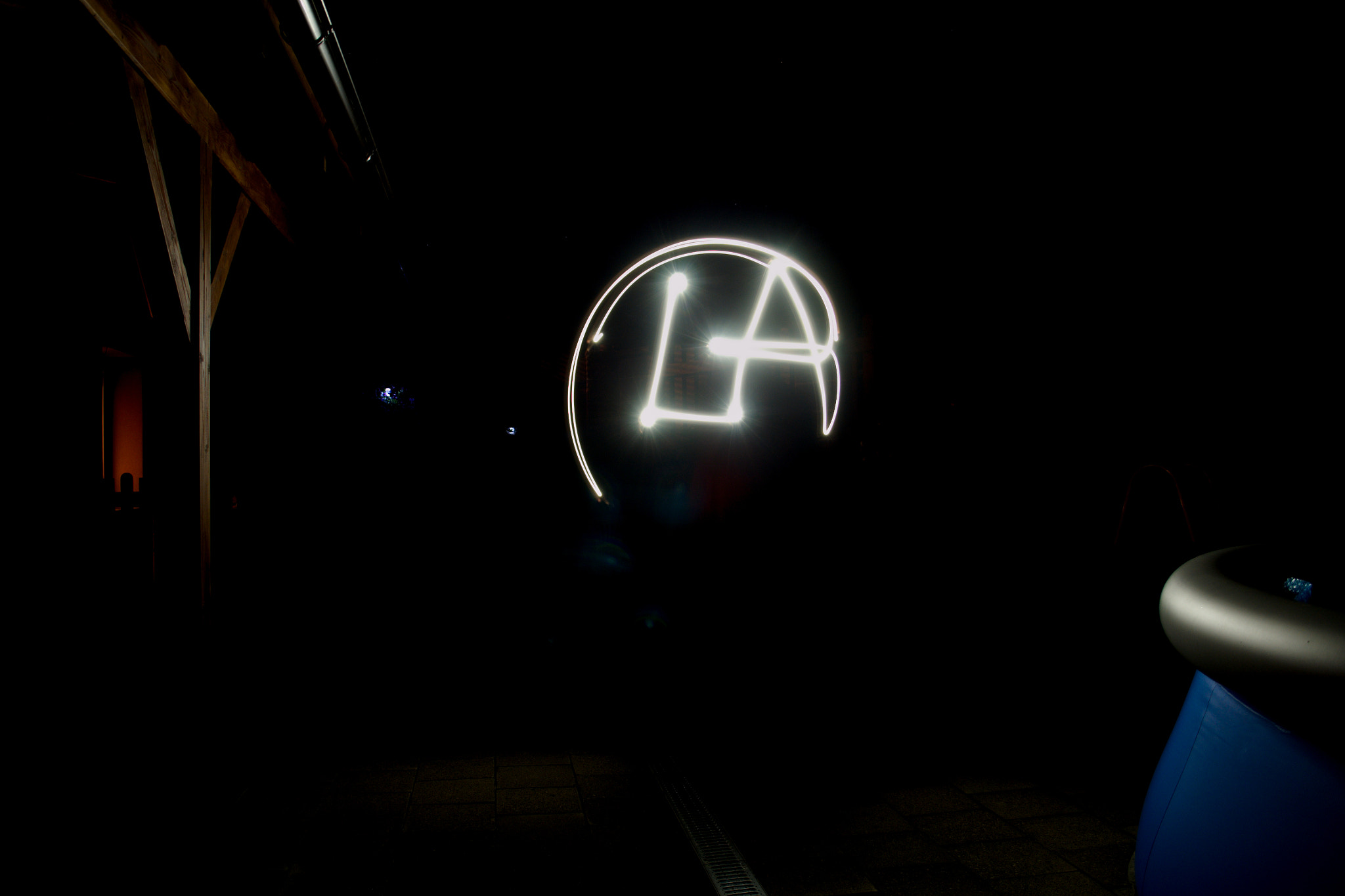 18.00 - 55.00 mm f/3.5 - 5.6 sample photo. La kings fan photography