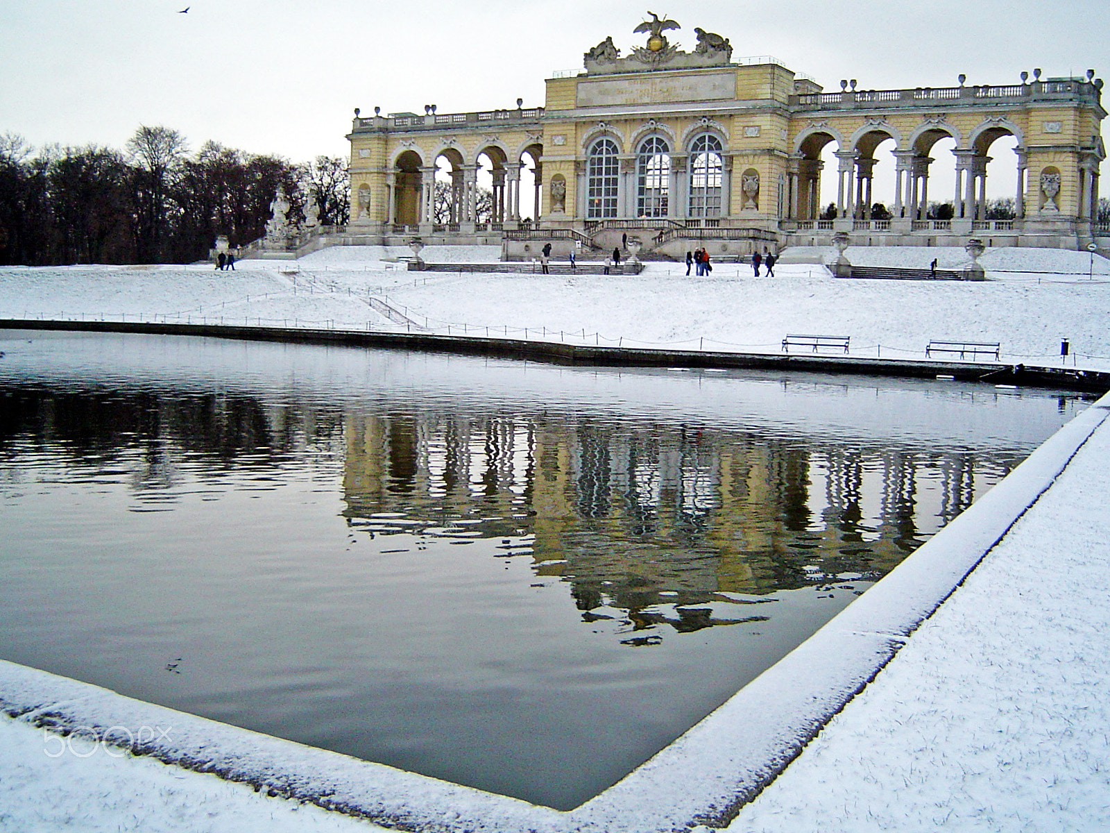 Sony DSC-P72 sample photo. Vienna, schoenbrunn, 2 photography