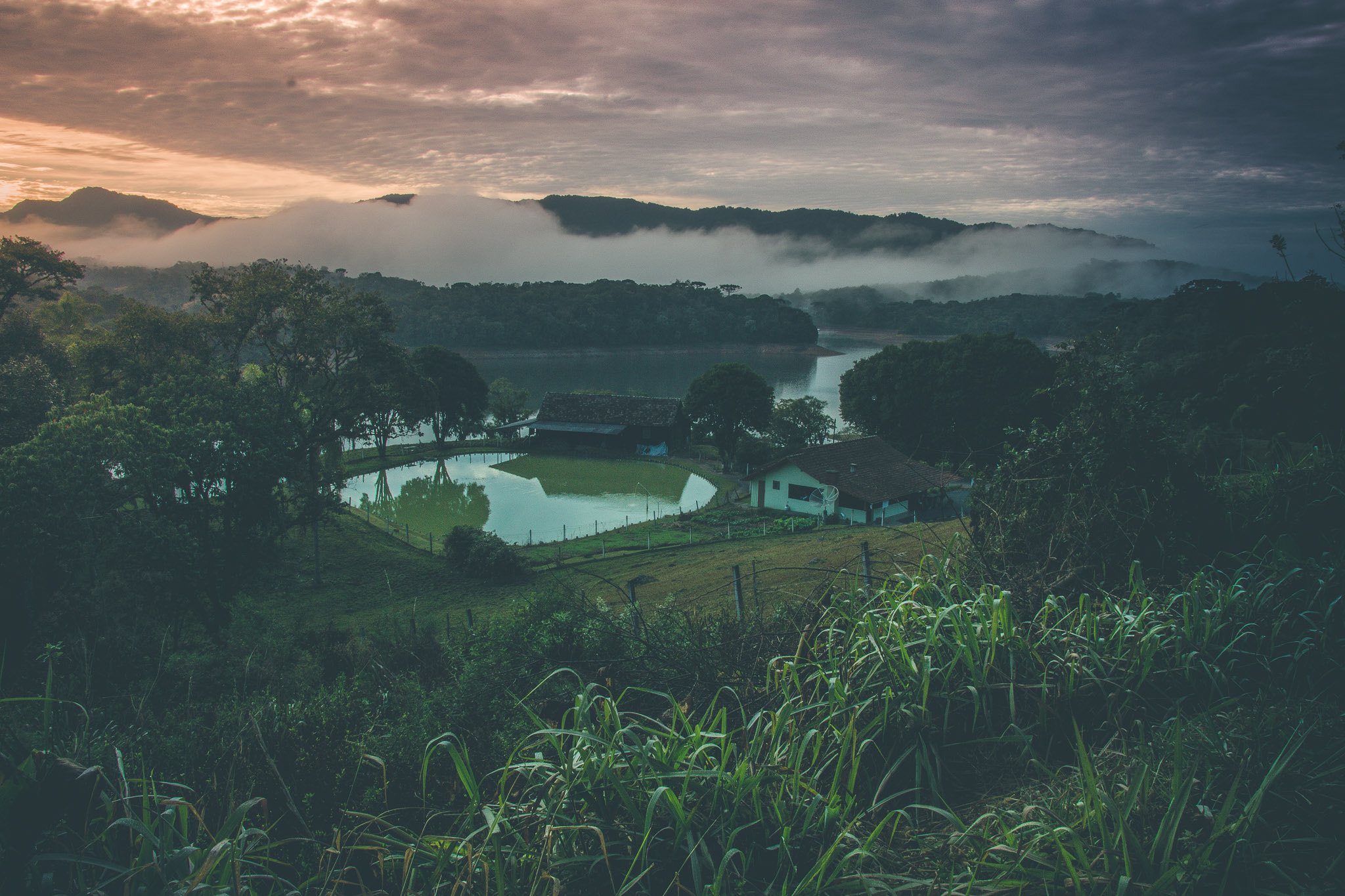 Canon EF-S 17-55mm F2.8 IS USM sample photo. Beleza na serra photography