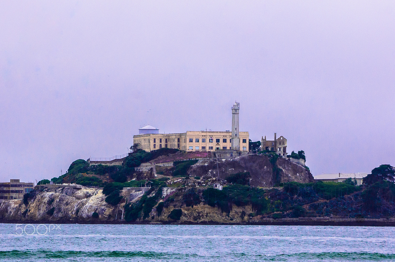 Sony Alpha NEX-5N + Sony E 55-210mm F4.5-6.3 OSS sample photo. Alcatraz with color photography