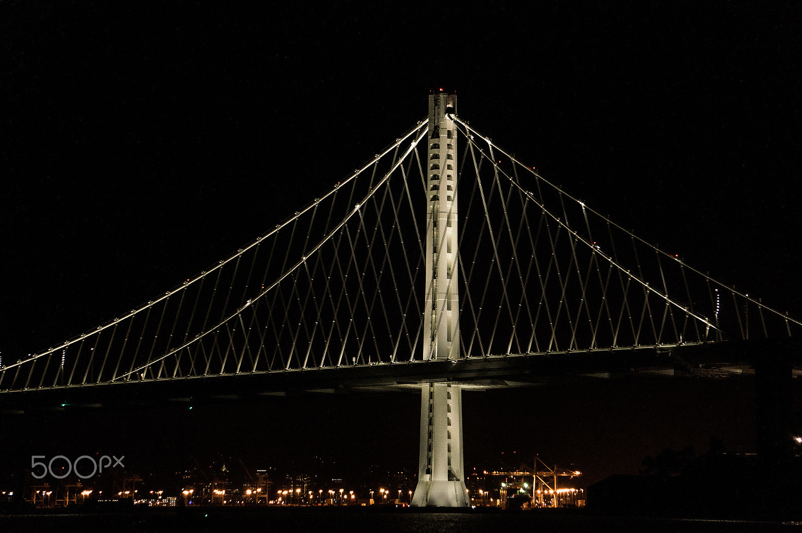 Sony Alpha NEX-5N + Sony E 55-210mm F4.5-6.3 OSS sample photo. The new lights photography