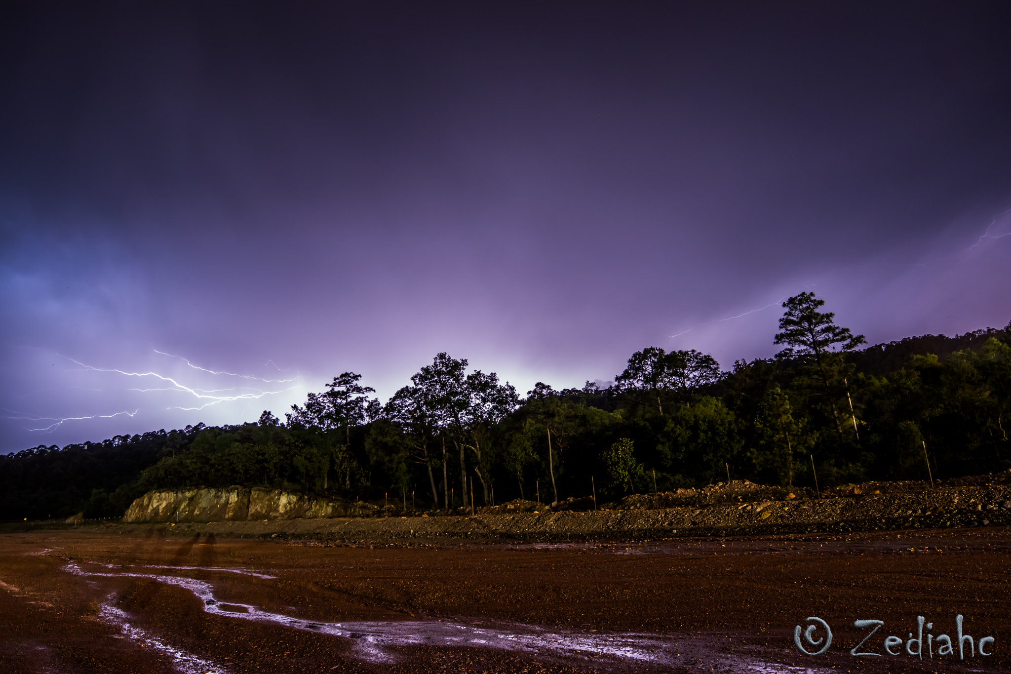 Samyang 14mm F2.8 ED AS IF UMC sample photo. Mulatos mine lightning photography
