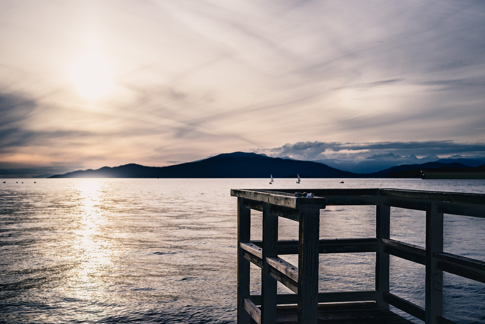 Sony a7 + 35-70mm F4 sample photo. Jericho pier photography