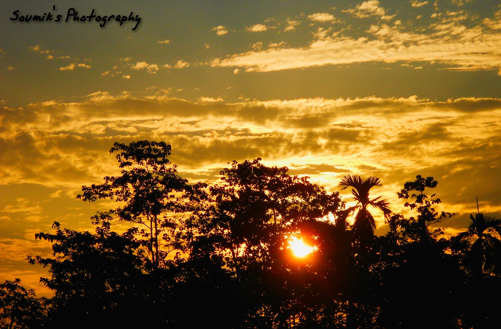 Nikon COOLPIX S2600 sample photo. Sunset photography