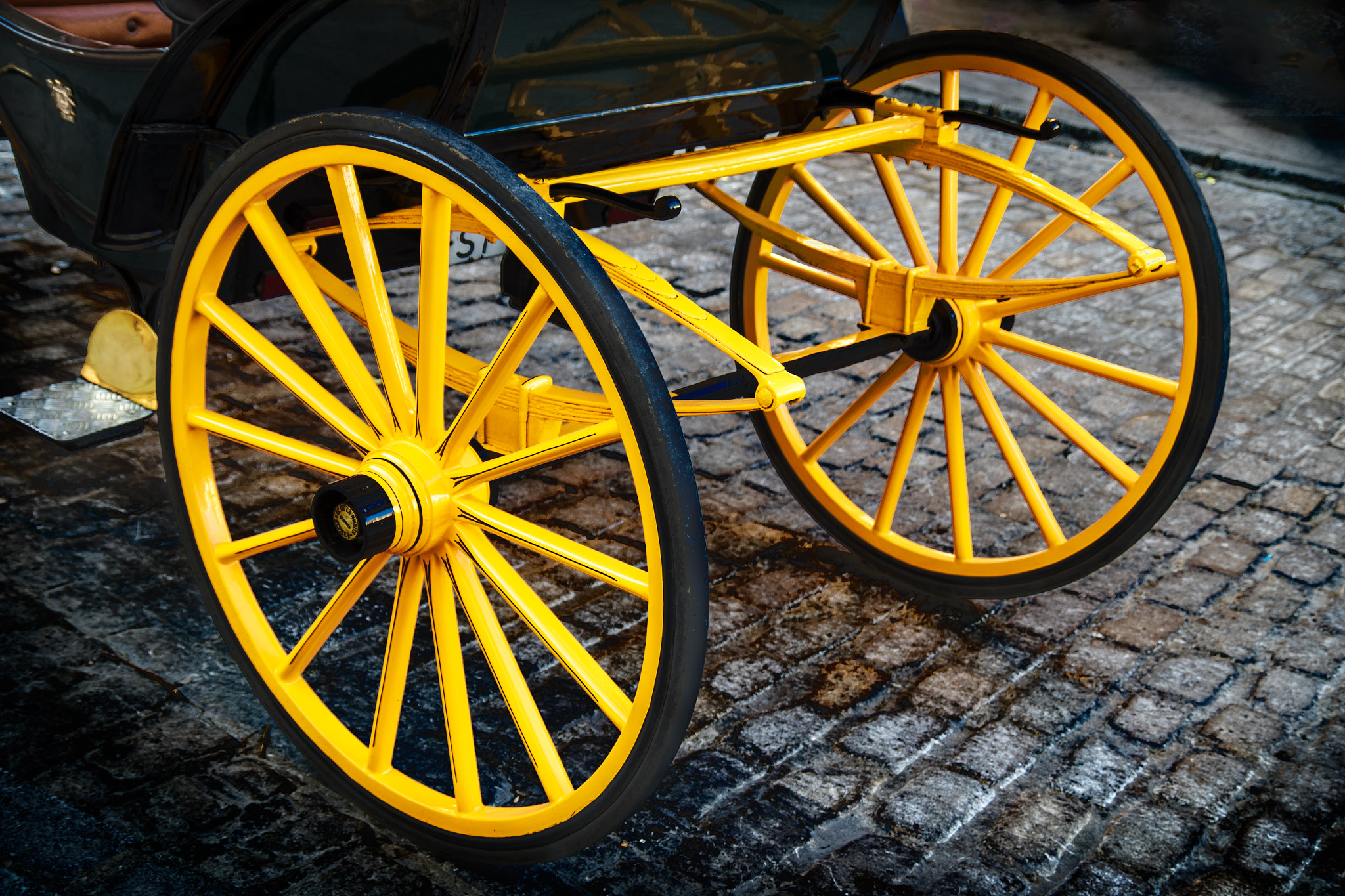 Pentax K-S1 sample photo. Carriage photography