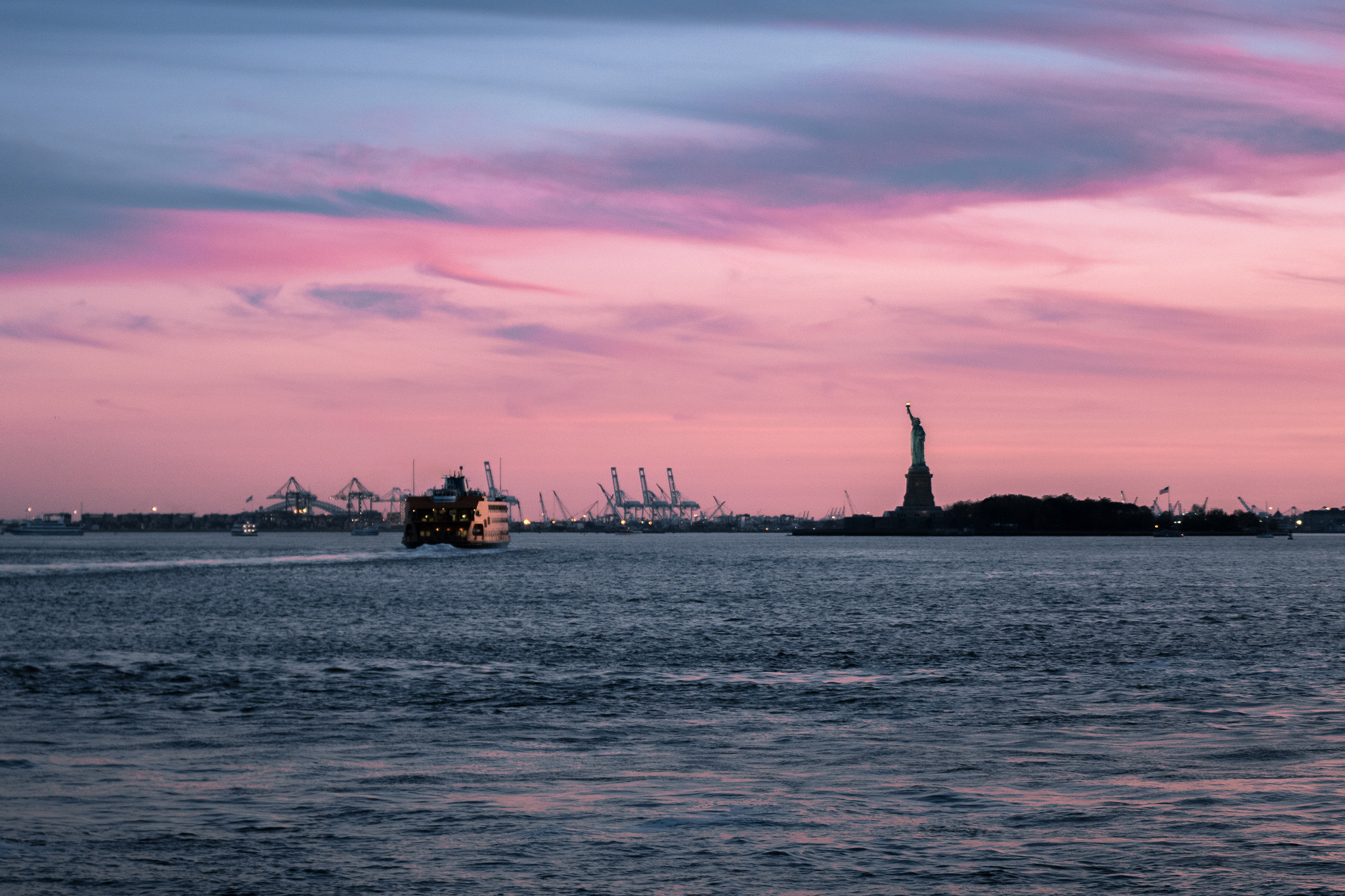 Tamron SP 35mm F1.8 Di VC USD sample photo. Evening liberty photography