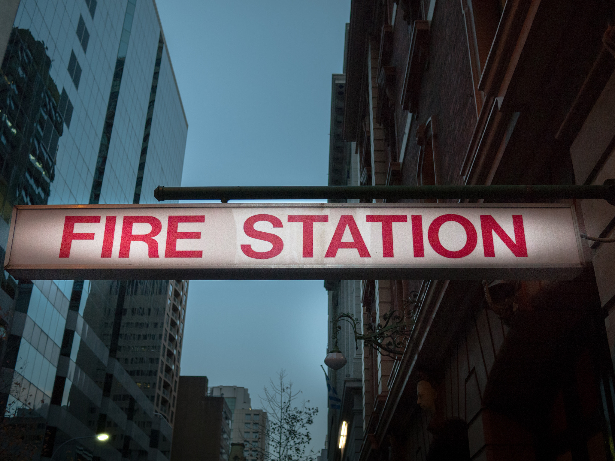 Panasonic Lumix DMC-GF1 + LUMIX G 20/F1.7 II sample photo. Fire station photography