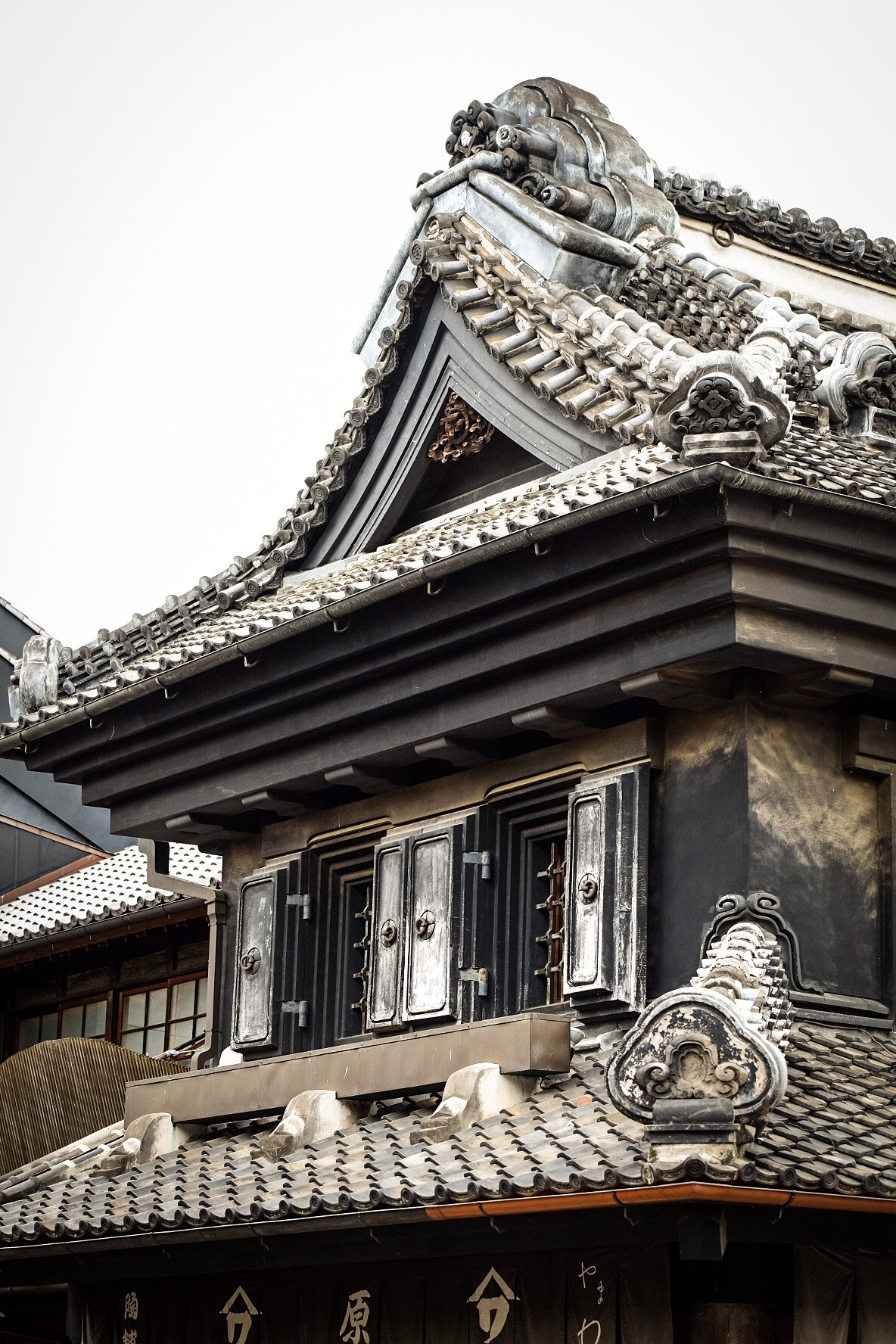 Fujifilm X-T10 + Fujifilm XF 50-140mm F2.8 R LM OIS WR sample photo. Warehouse (kurazukuri) photography