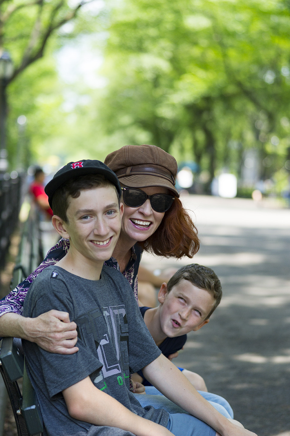 Sony a99 II + Sony 85mm F2.8 SAM sample photo. Family on bench photography