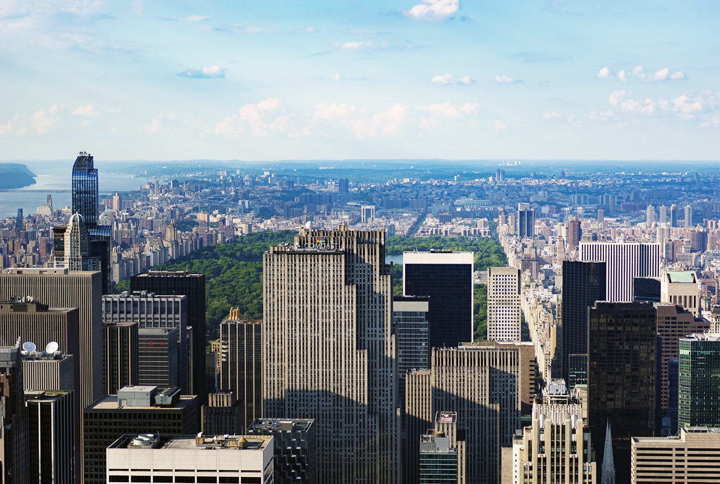 Sony 85mm F2.8 SAM sample photo. Nyc buildingsdigital photography