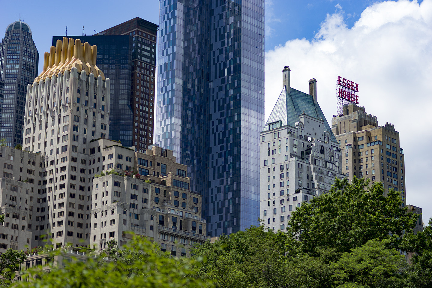 Sony a99 II + Sony 85mm F2.8 SAM sample photo. Nyc buildingsdigital photography