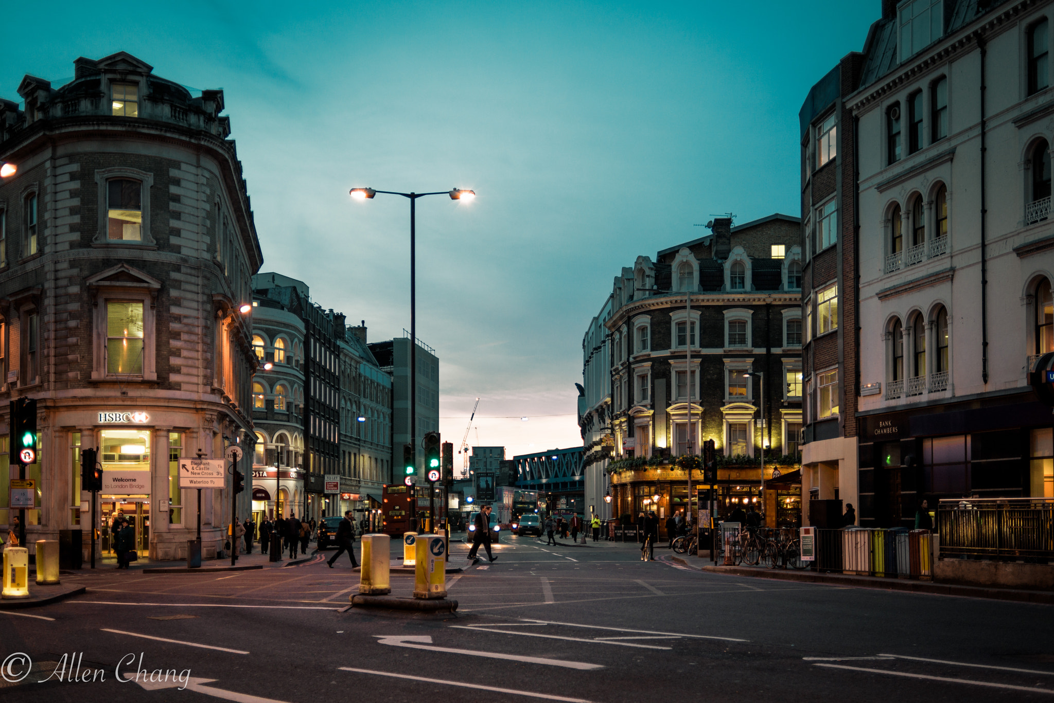 Nikon D810 + Nikon AF Nikkor 35mm F2D sample photo. London photography