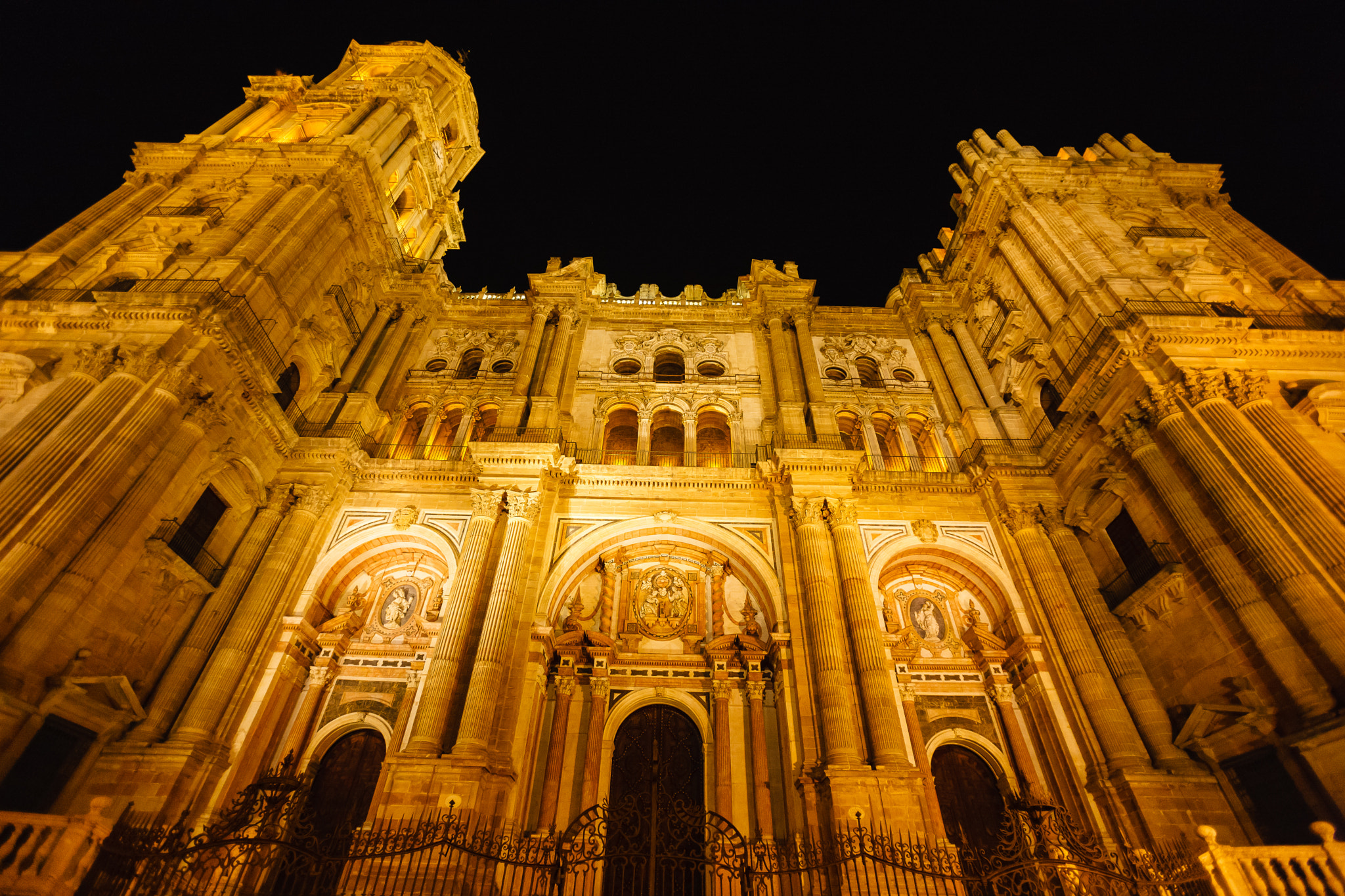 Canon EF 16-35mm F2.8L USM sample photo. Malaga photography