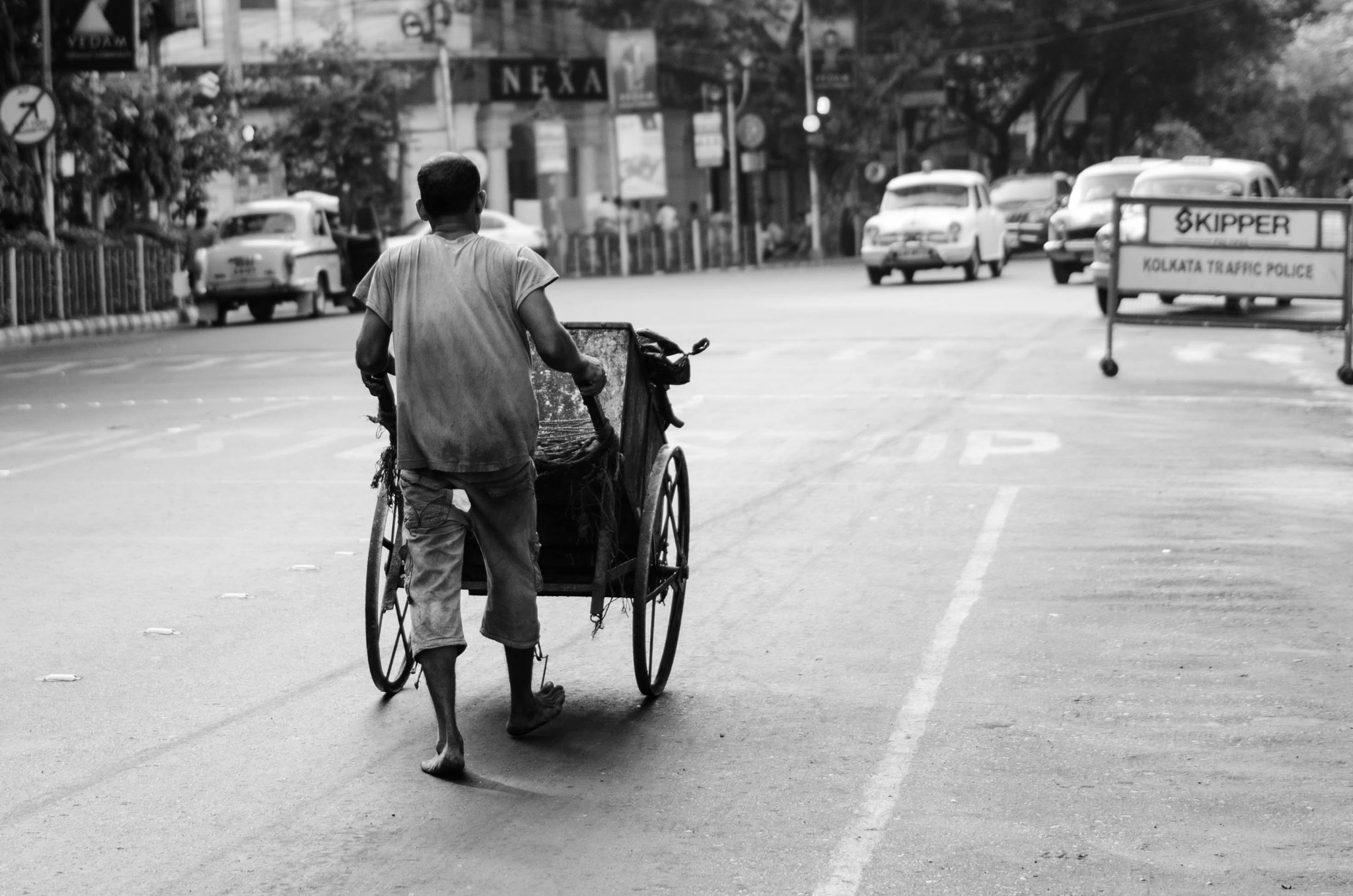 Nikon D5100 + Sigma 18-35mm F1.8 DC HSM Art sample photo. Untitled... photography