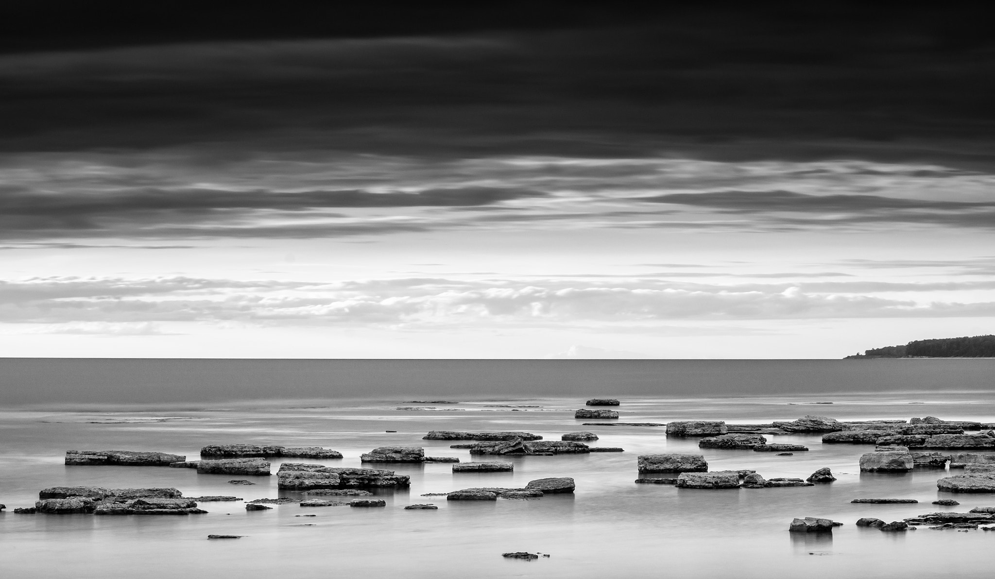 Nikon D7000 + AF Zoom-Nikkor 70-210mm f/4 sample photo. Choosing your path photography